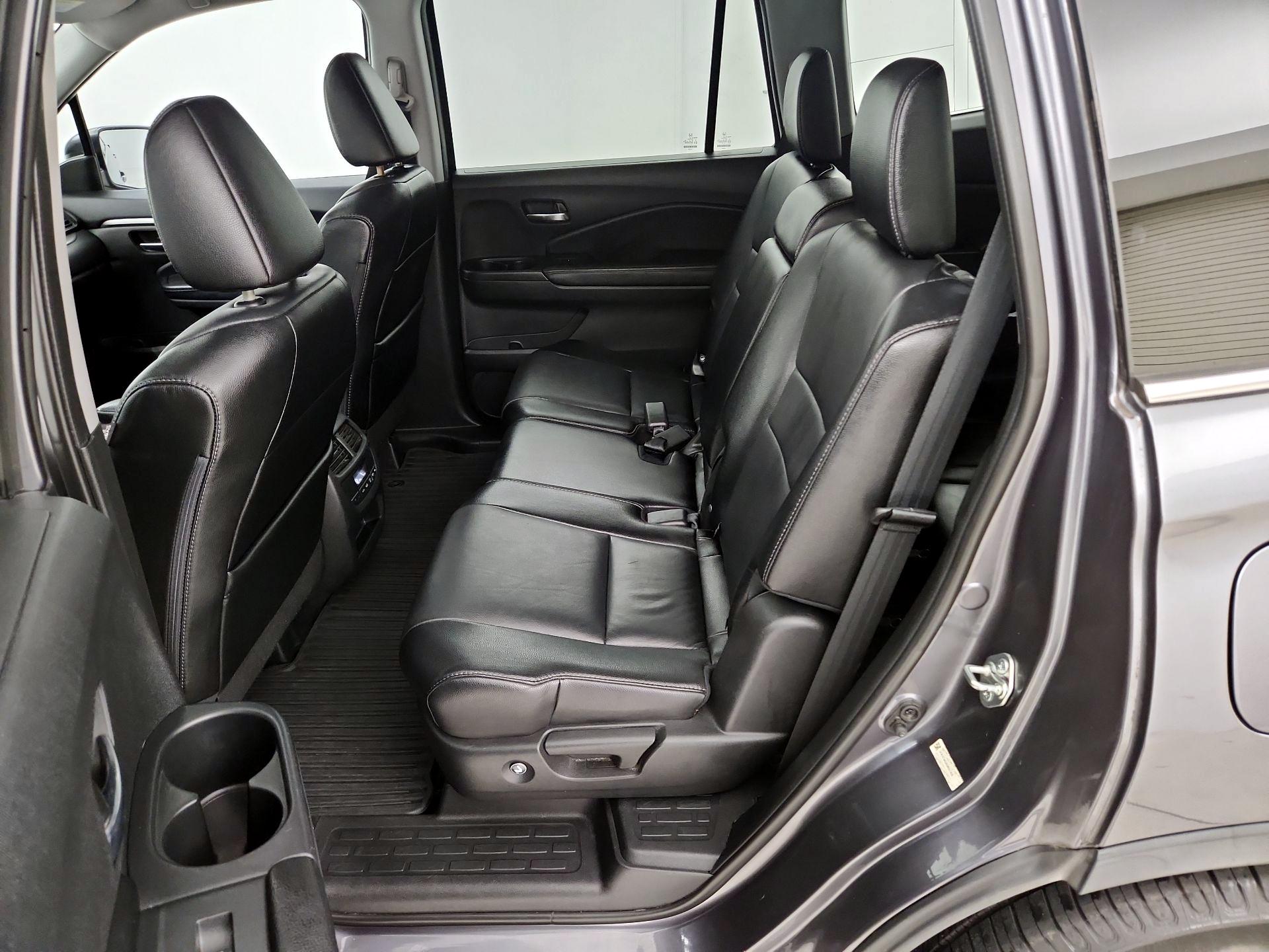 Thumbnail: 2016 Honda Pilot - 20