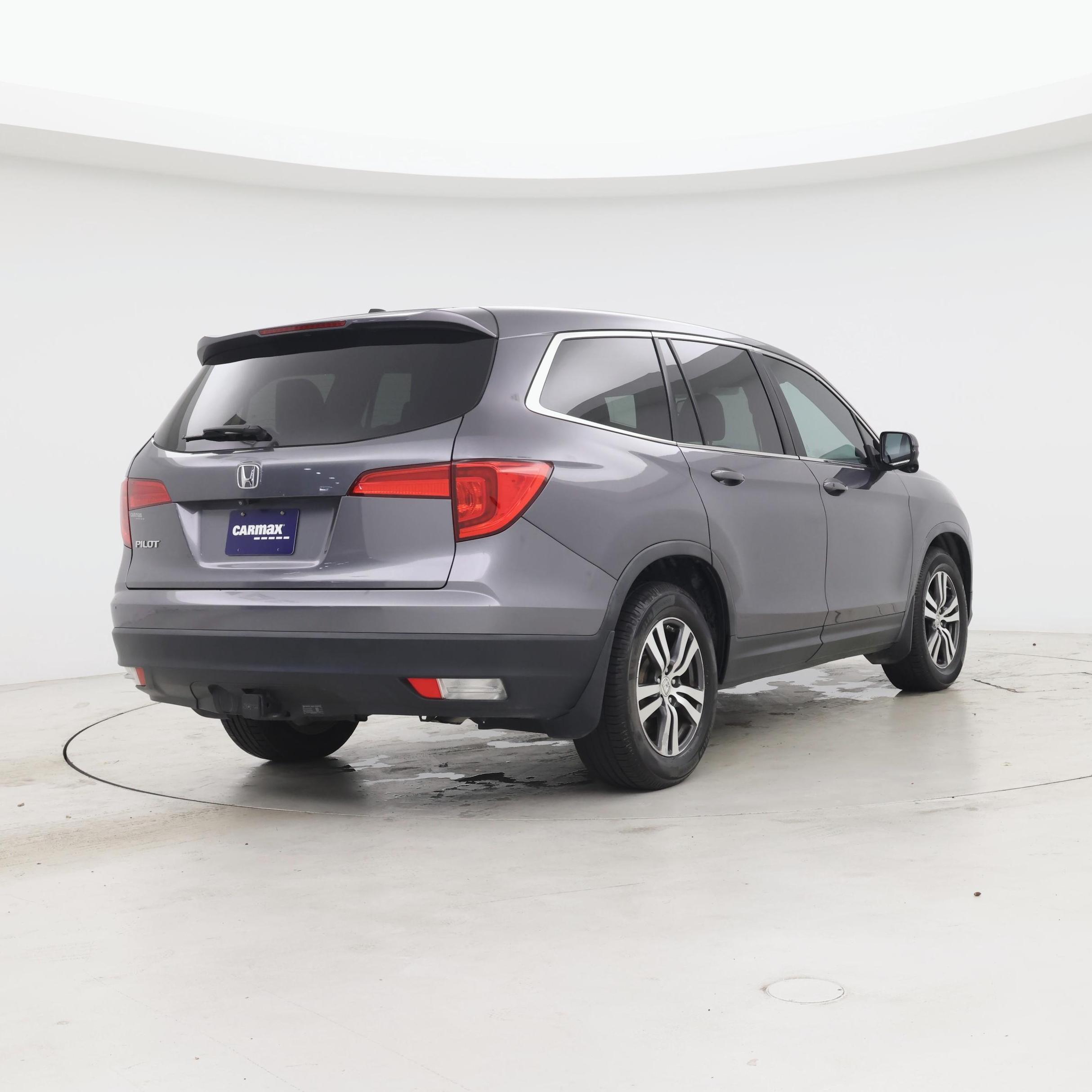 Thumbnail: 2016 Honda Pilot - 8