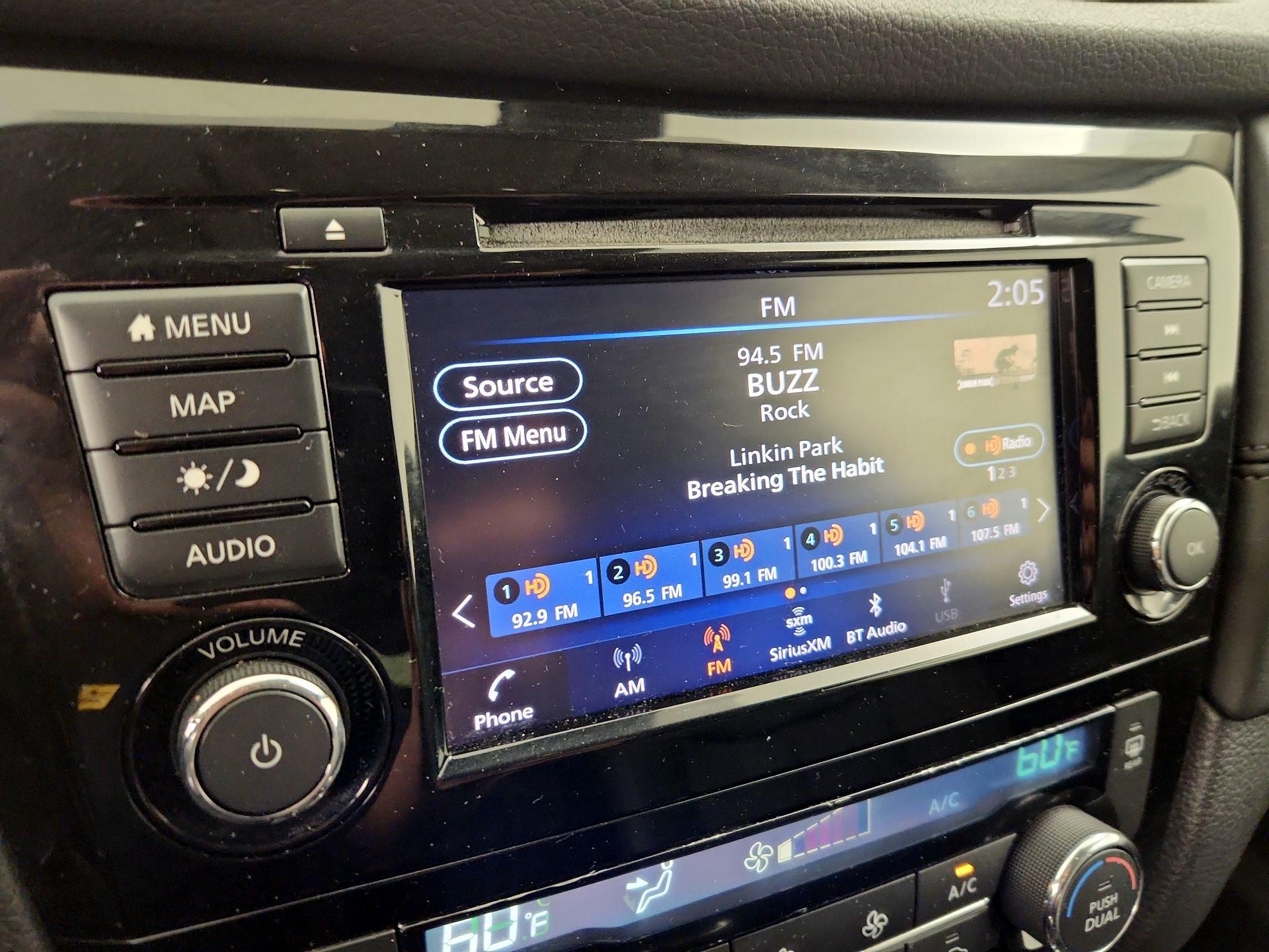 Thumbnail: 2019 Nissan Rogue - 16