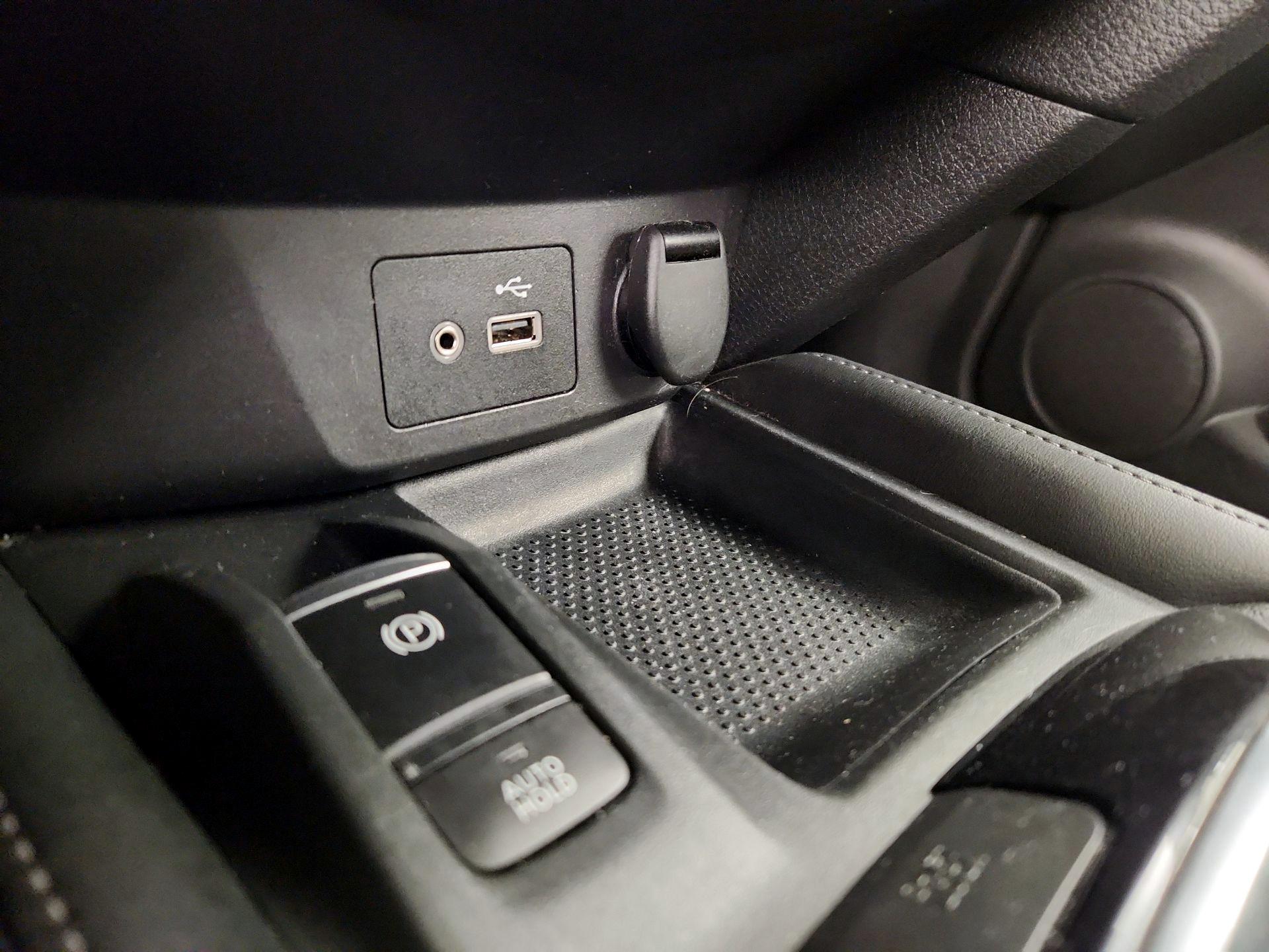 Thumbnail: 2019 Nissan Rogue - 19