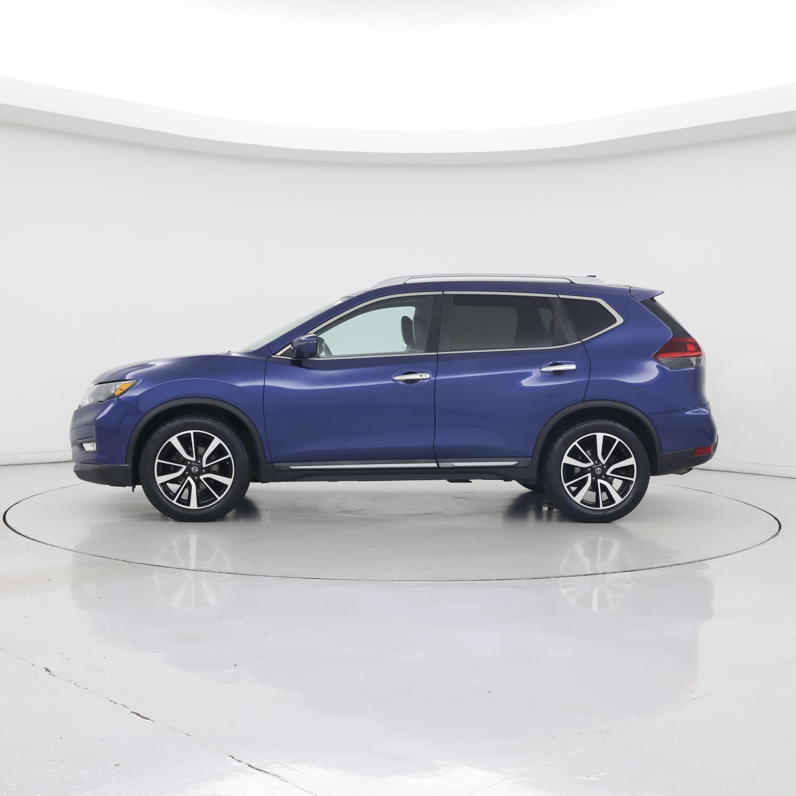 Thumbnail: 2019 Nissan Rogue - 3