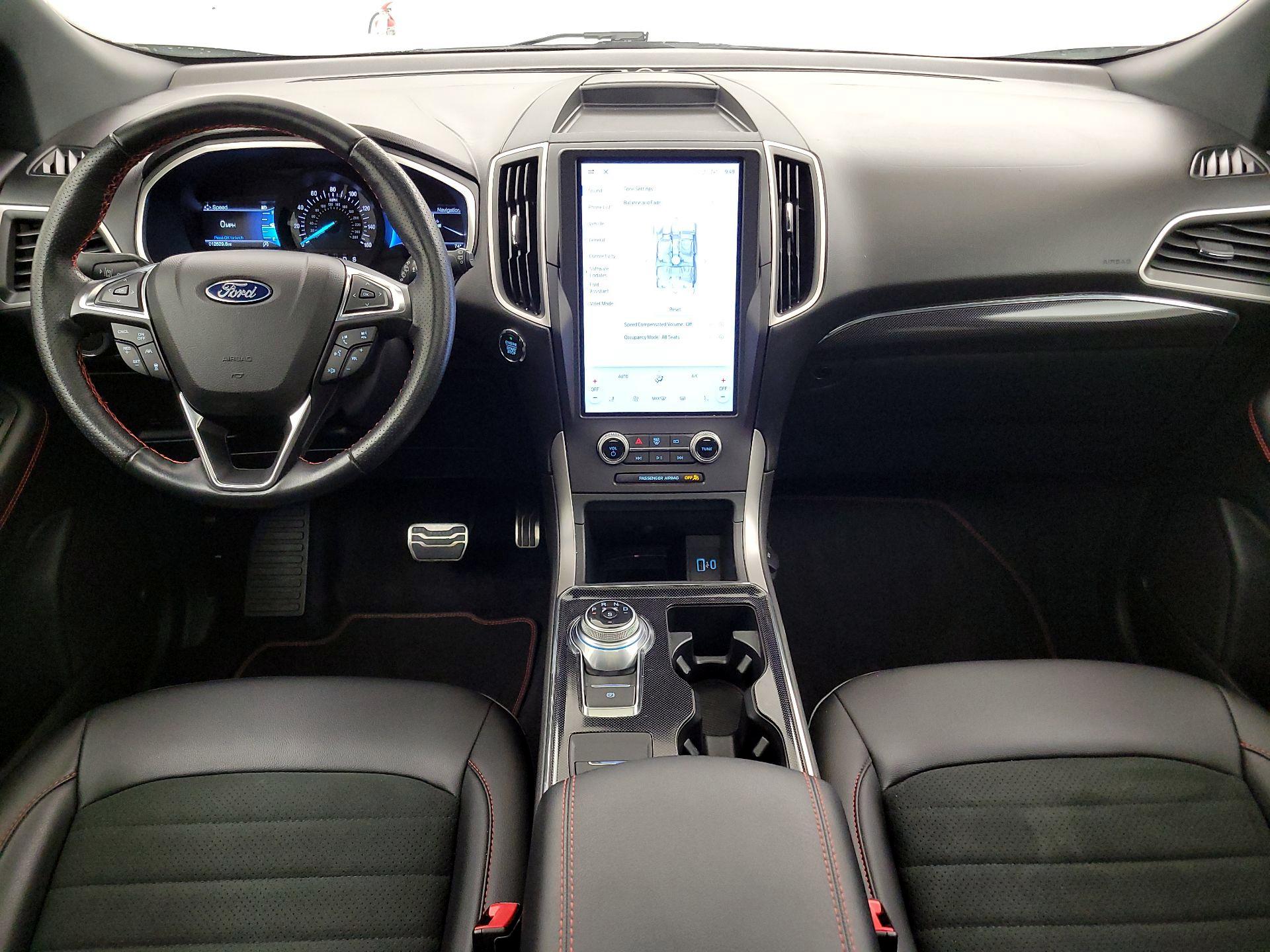 Thumbnail: 2021 Ford Edge - 9