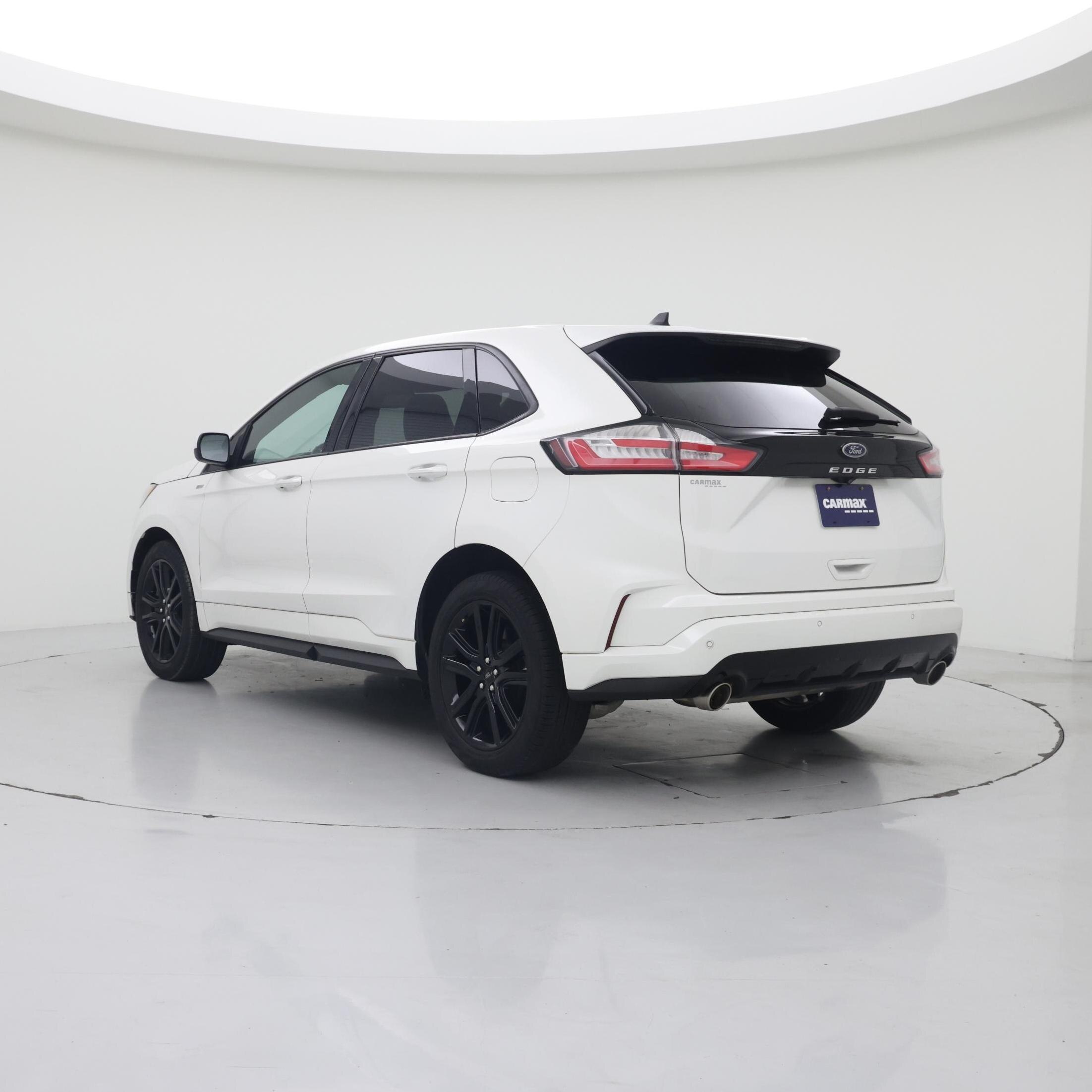 Thumbnail: 2021 Ford Edge - 2