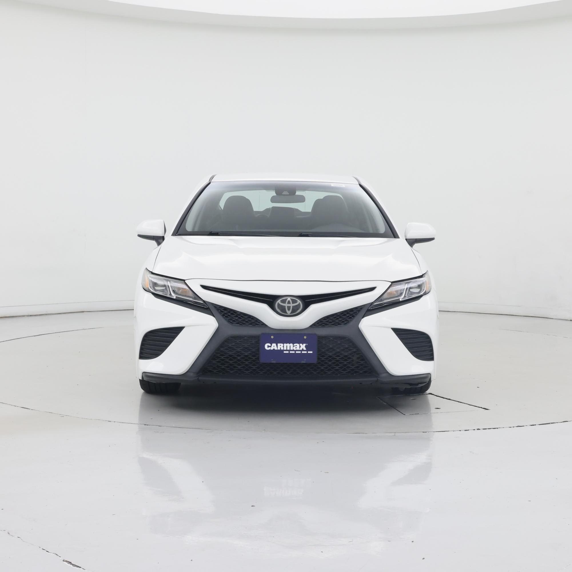 Thumbnail: 2018 Toyota Camry - 5