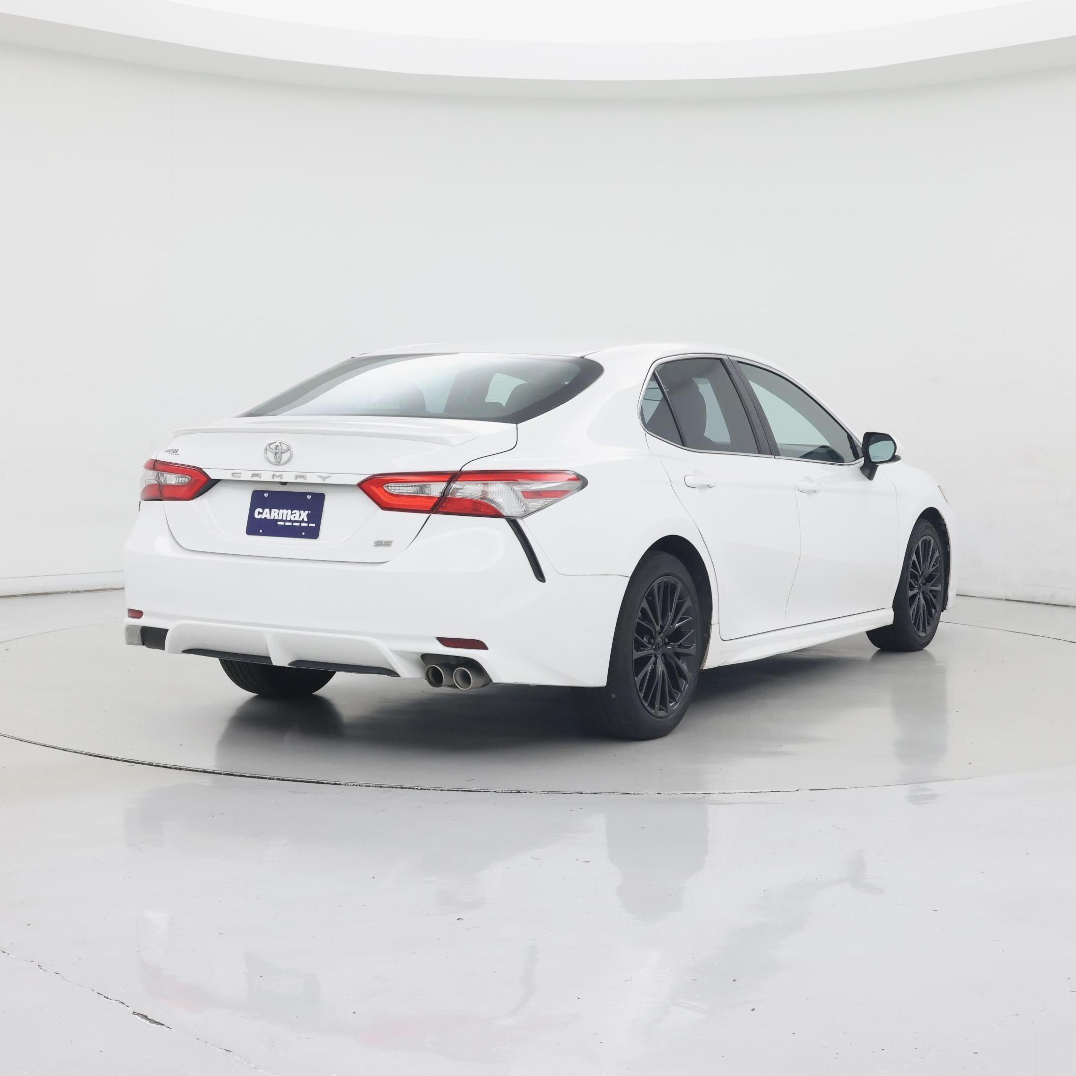 Thumbnail: 2018 Toyota Camry - 8