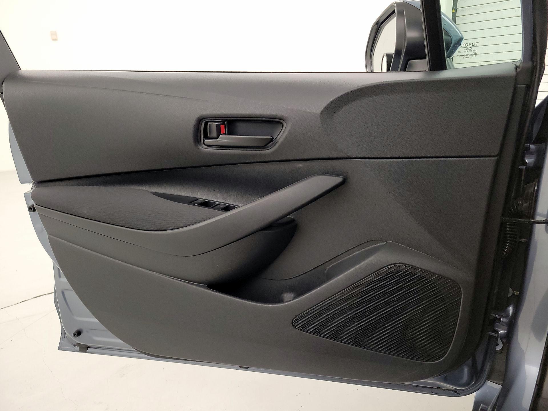 Thumbnail: 2025 Toyota Corolla - 12