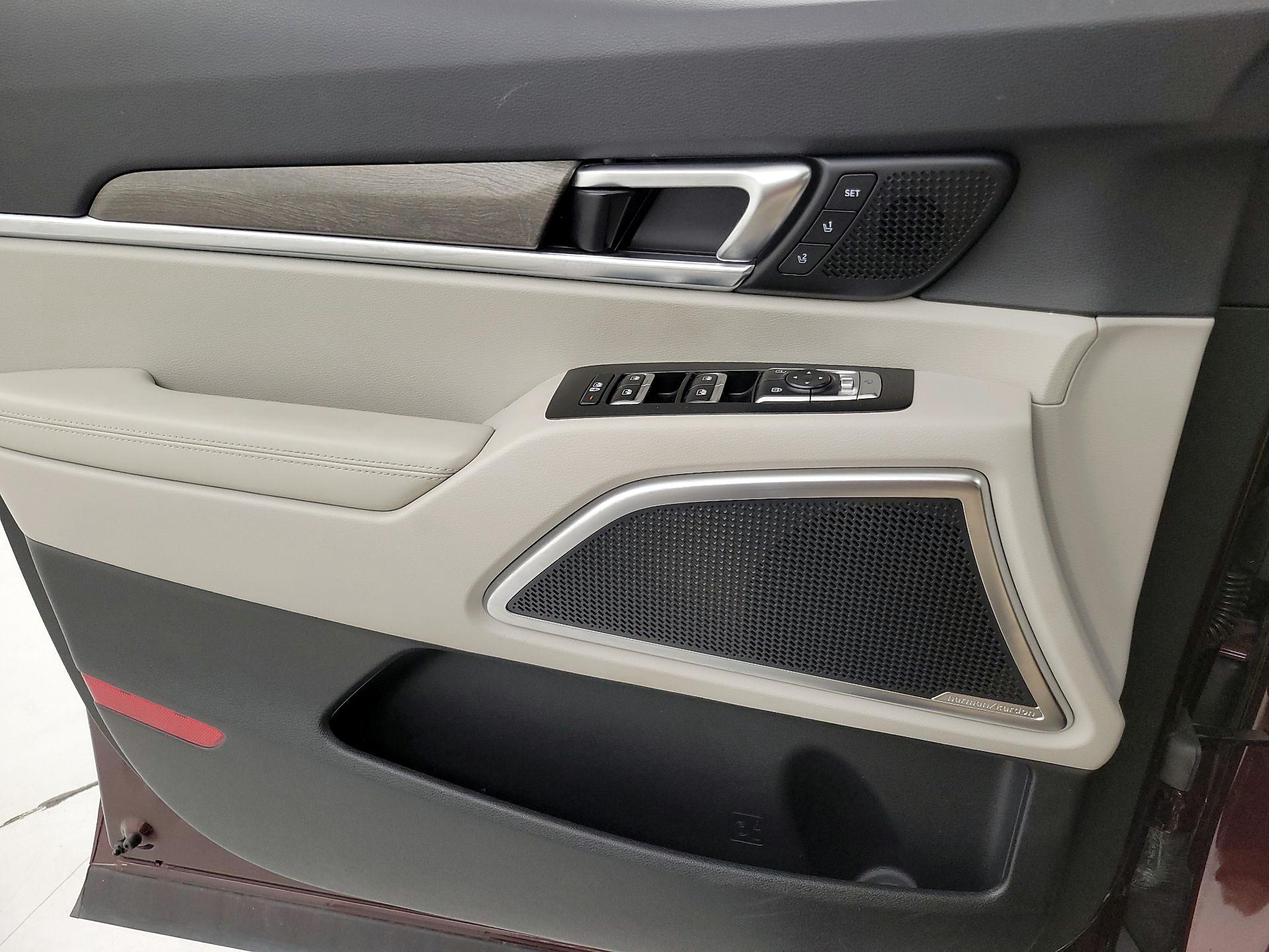 Thumbnail: 2022 Kia Telluride - 12