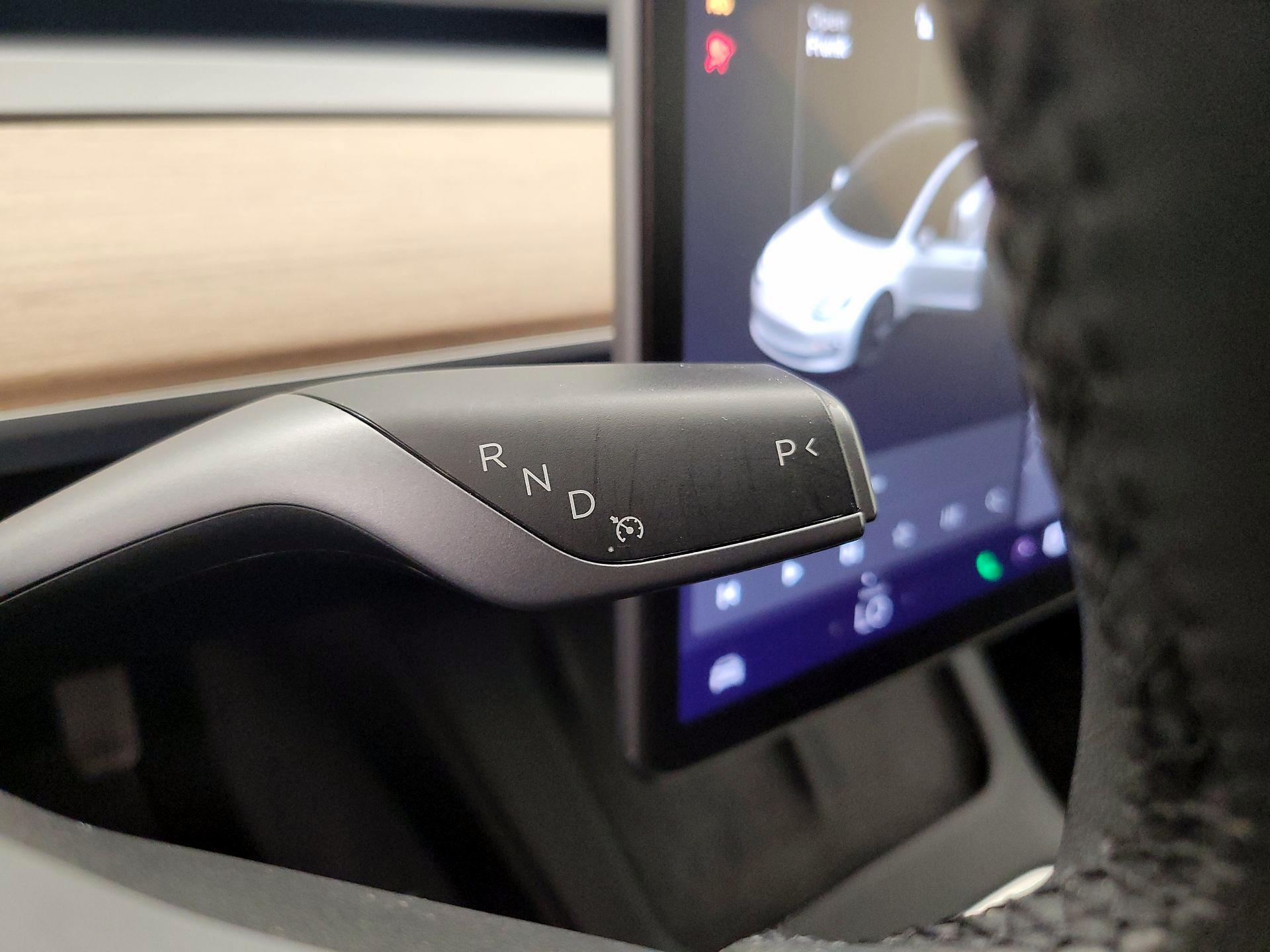 Thumbnail: 2021 Tesla Model 3 - 17
