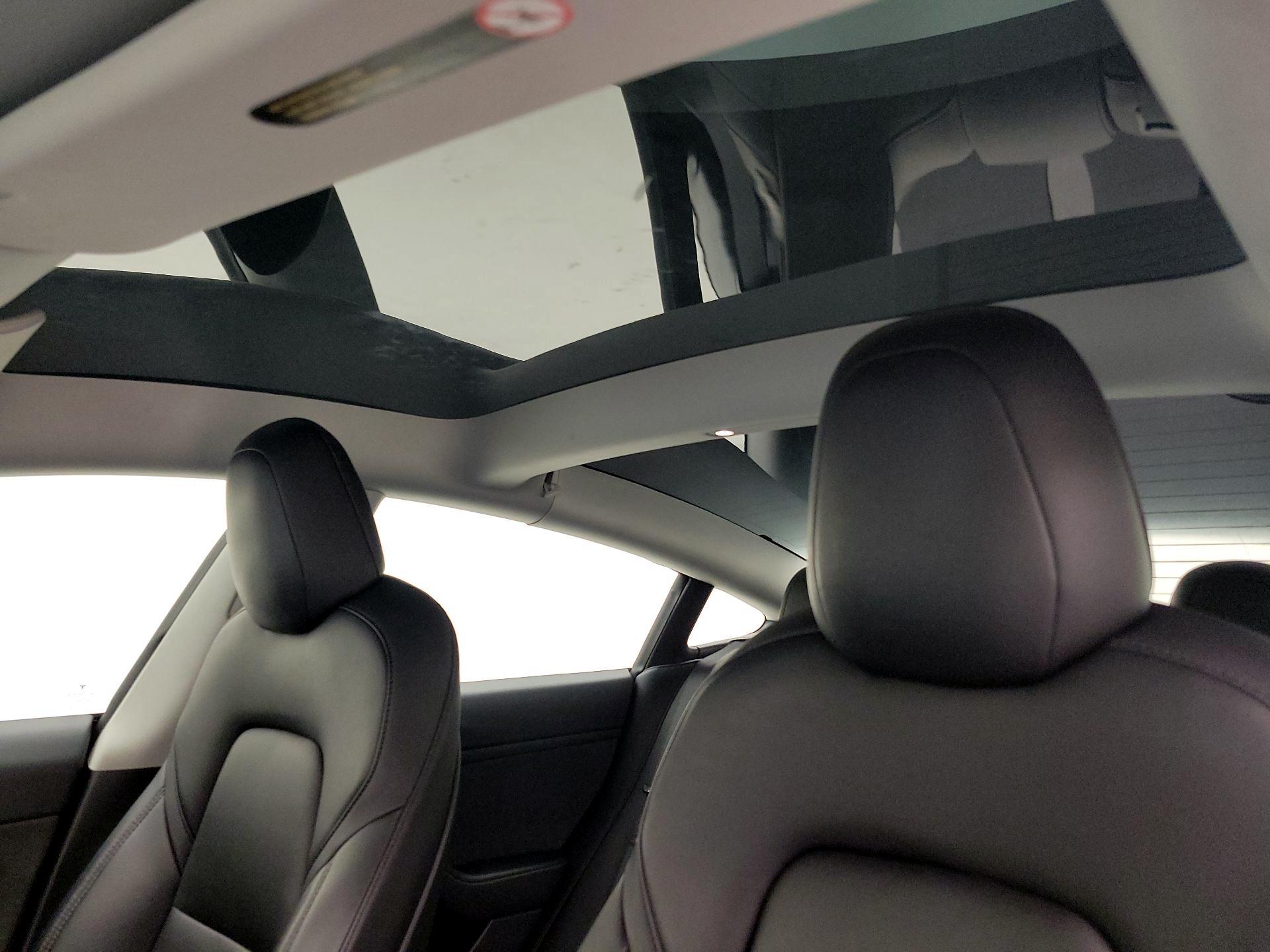 Thumbnail: 2021 Tesla Model 3 - 18