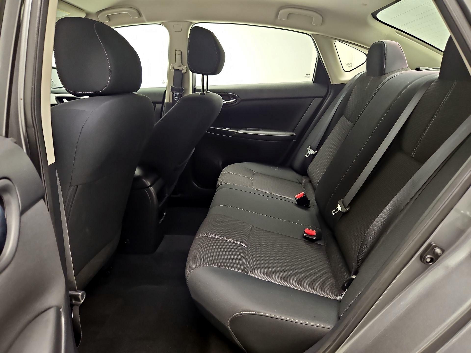 Thumbnail: 2019 Nissan Sentra - 17