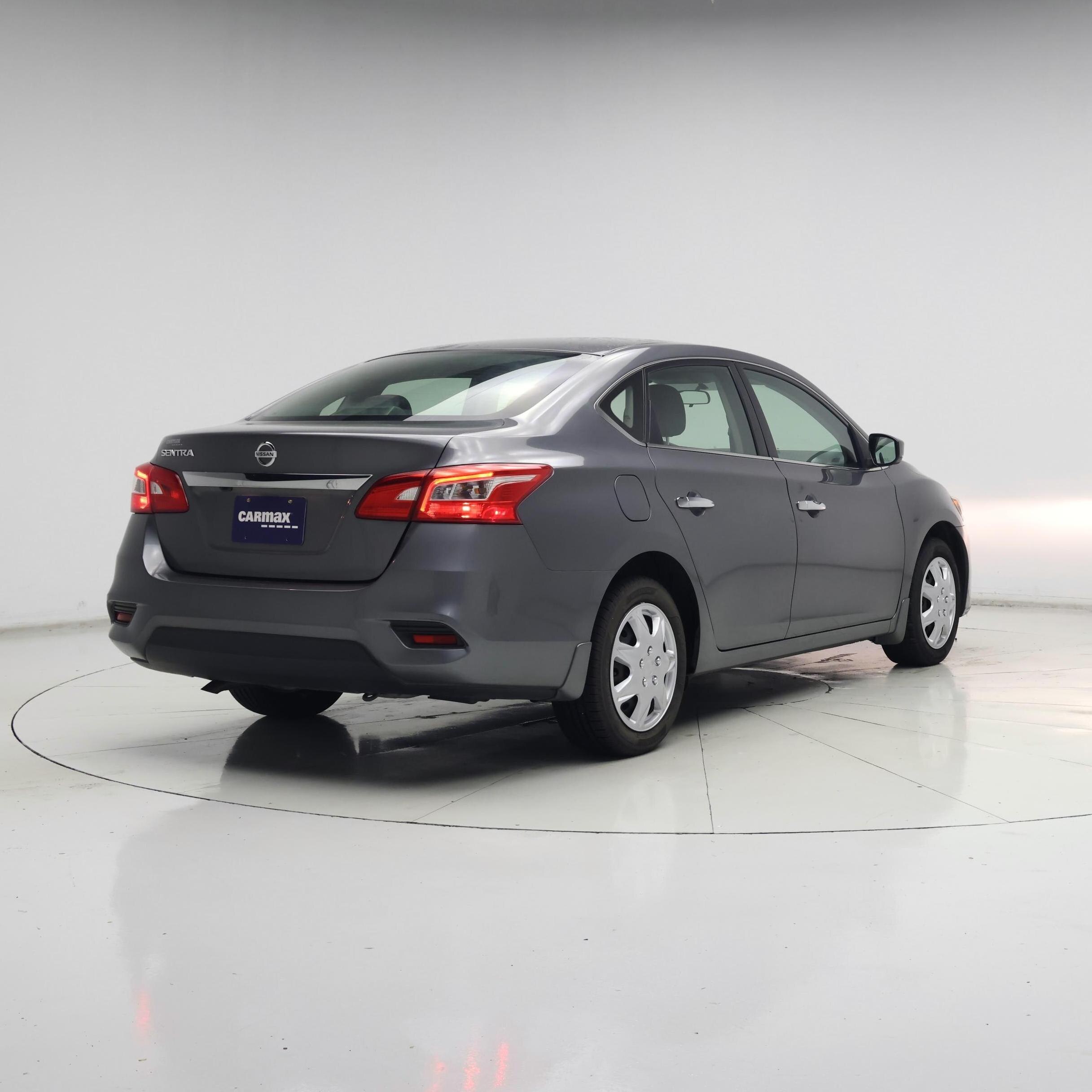 Thumbnail: 2019 Nissan Sentra - 8