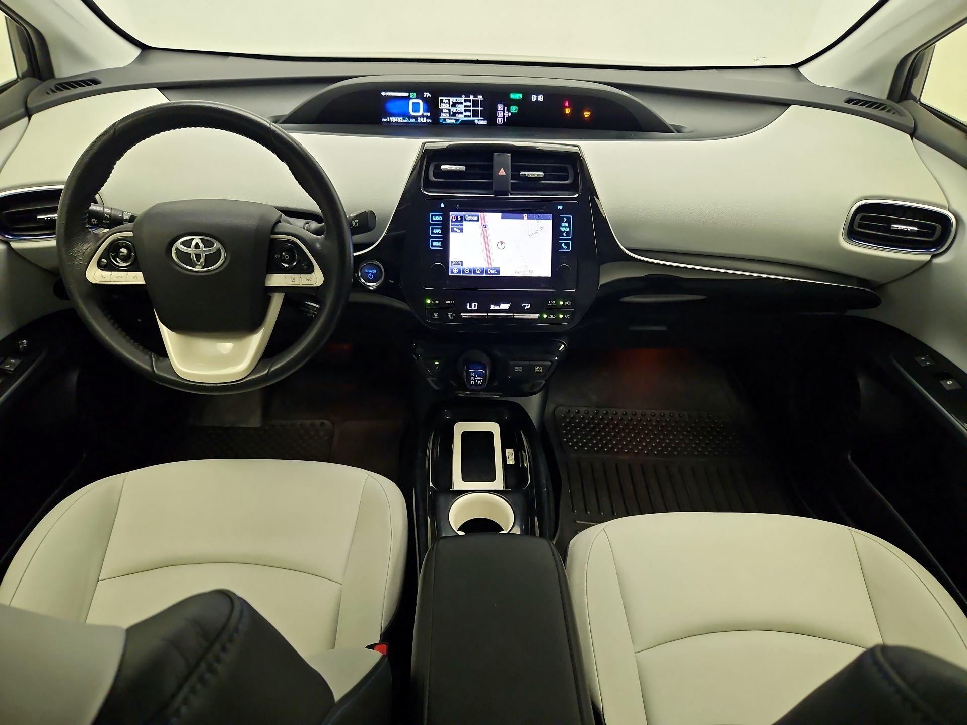 Thumbnail: 2016 Toyota Prius - 9