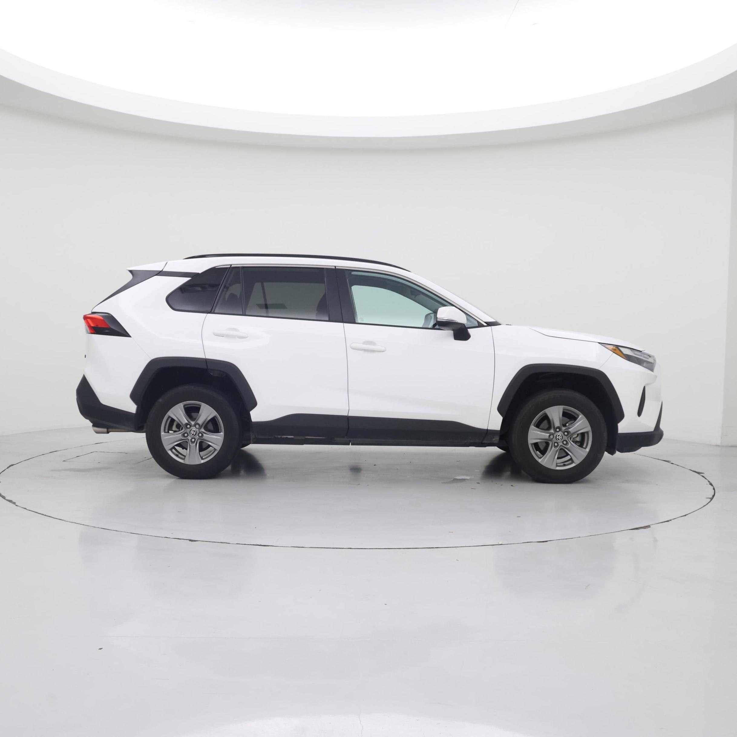 Thumbnail: 2024 Toyota RAV4 - 7