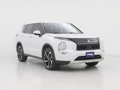 2023 Mitsubishi Outlander SE
