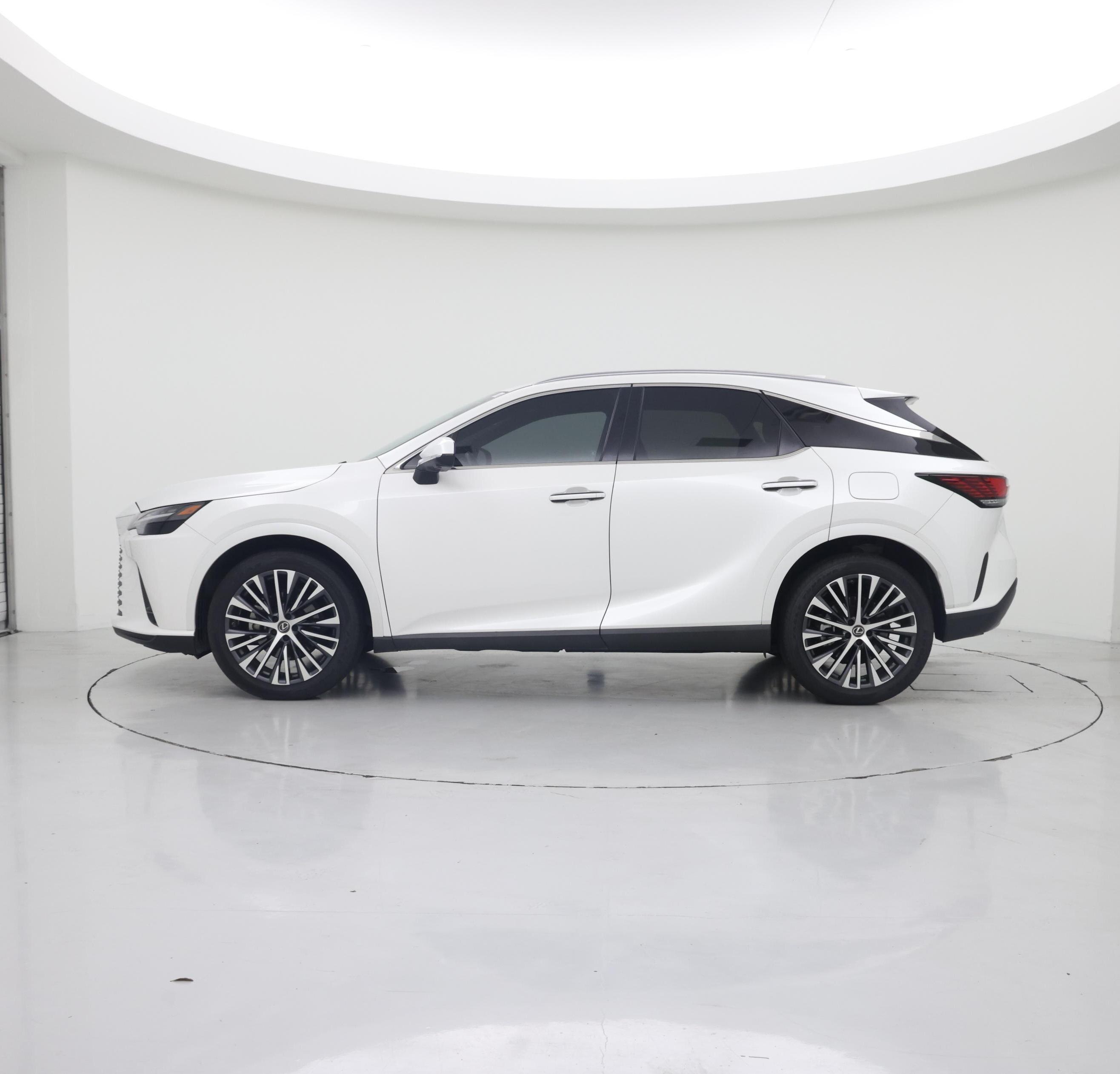 Thumbnail: 2023 Lexus RX - 3