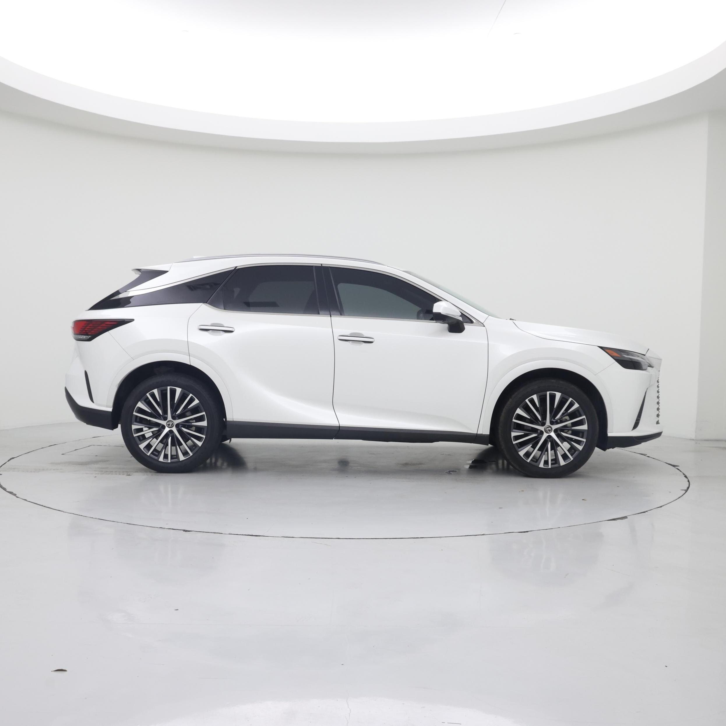 Thumbnail: 2023 Lexus RX - 7