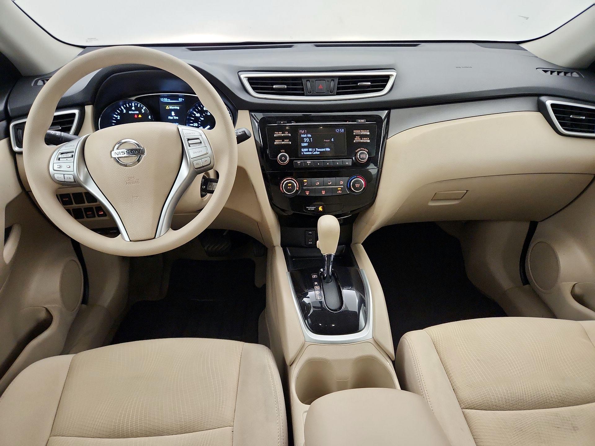 Thumbnail: 2015 Nissan Rogue - 9