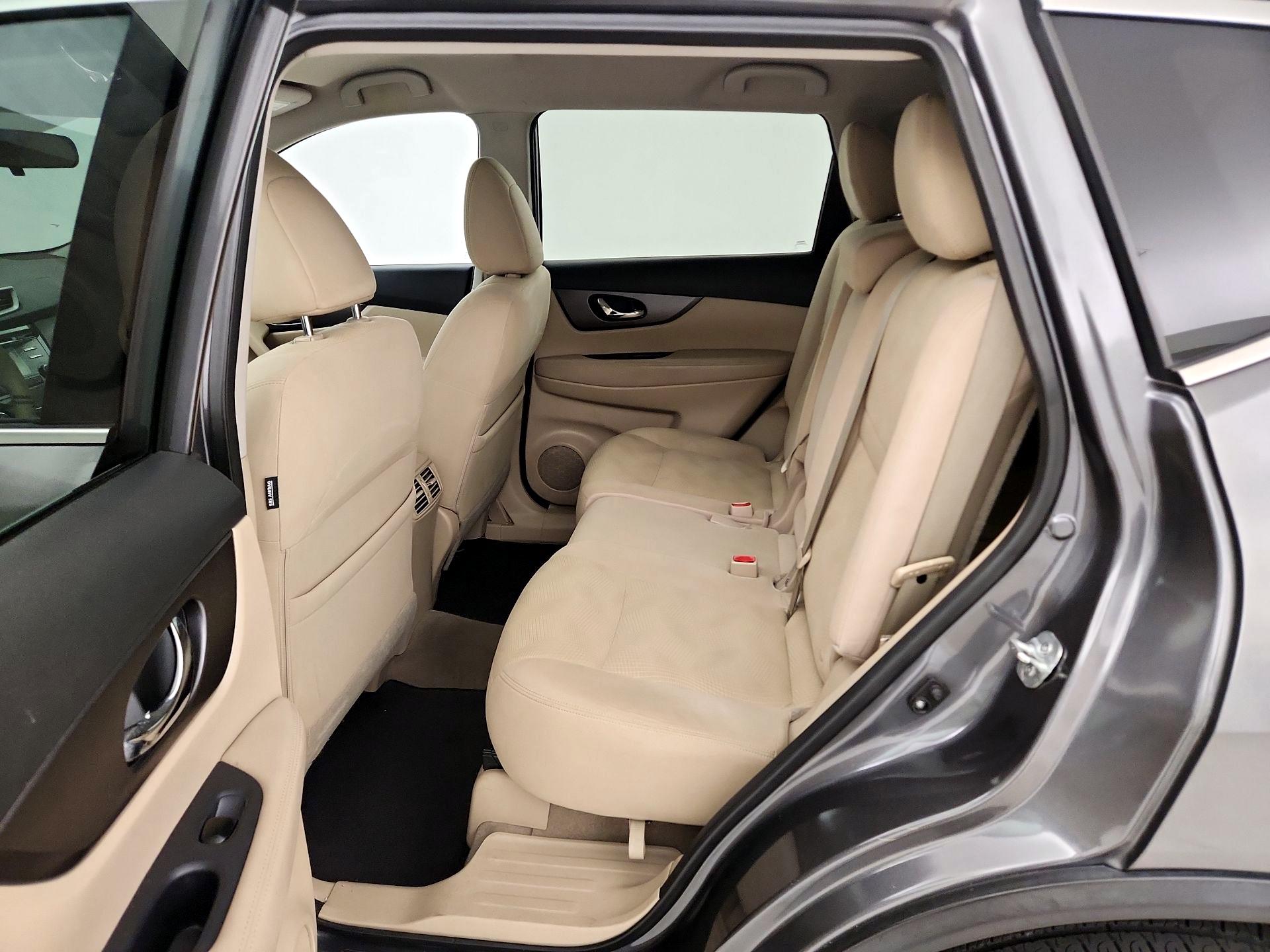 Thumbnail: 2015 Nissan Rogue - 19