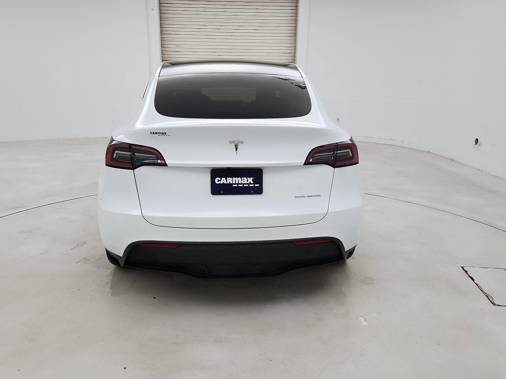 Thumbnail: 2023 Tesla Model Y - 6