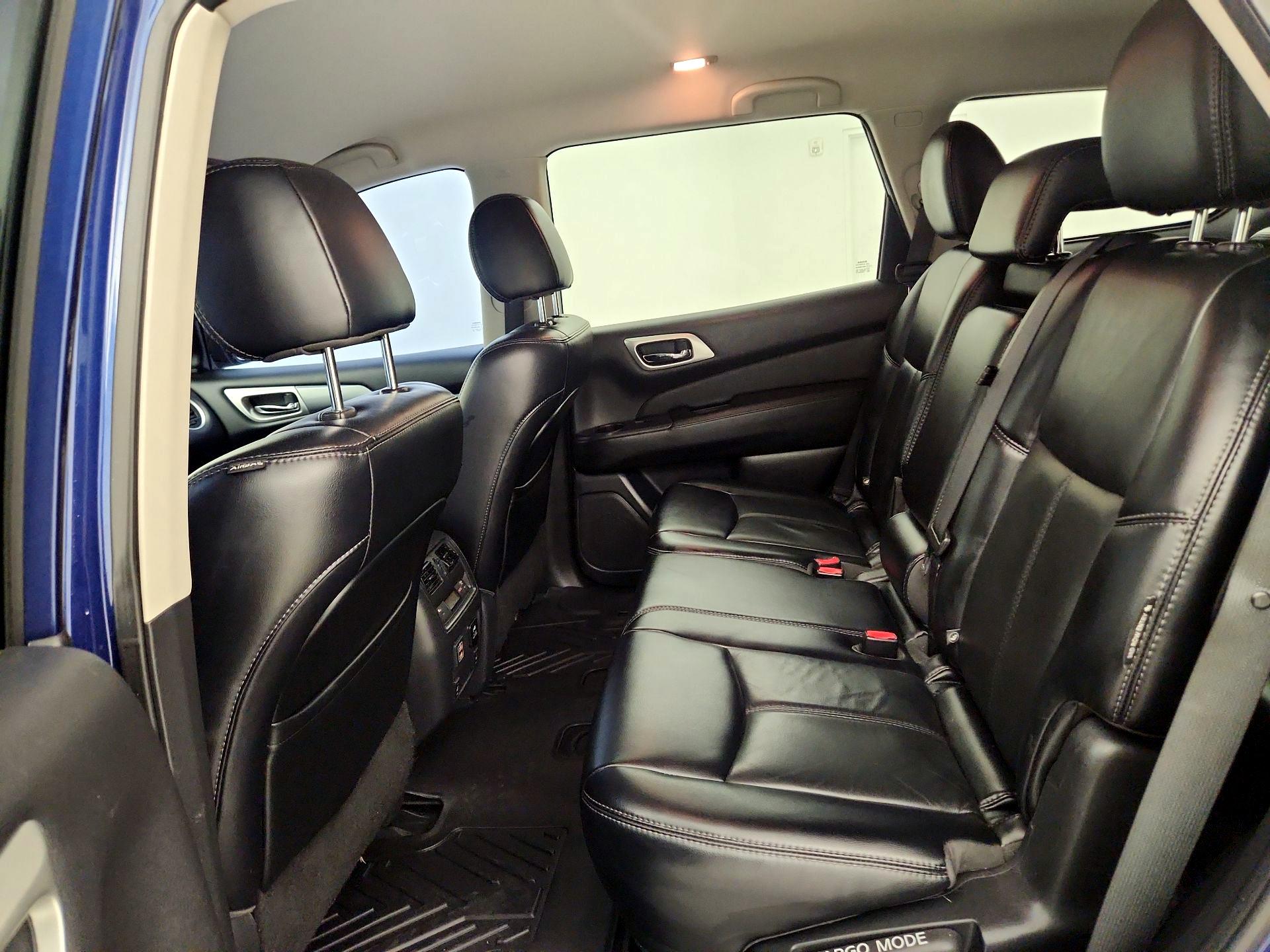 Thumbnail: 2018 Nissan Pathfinder - 20