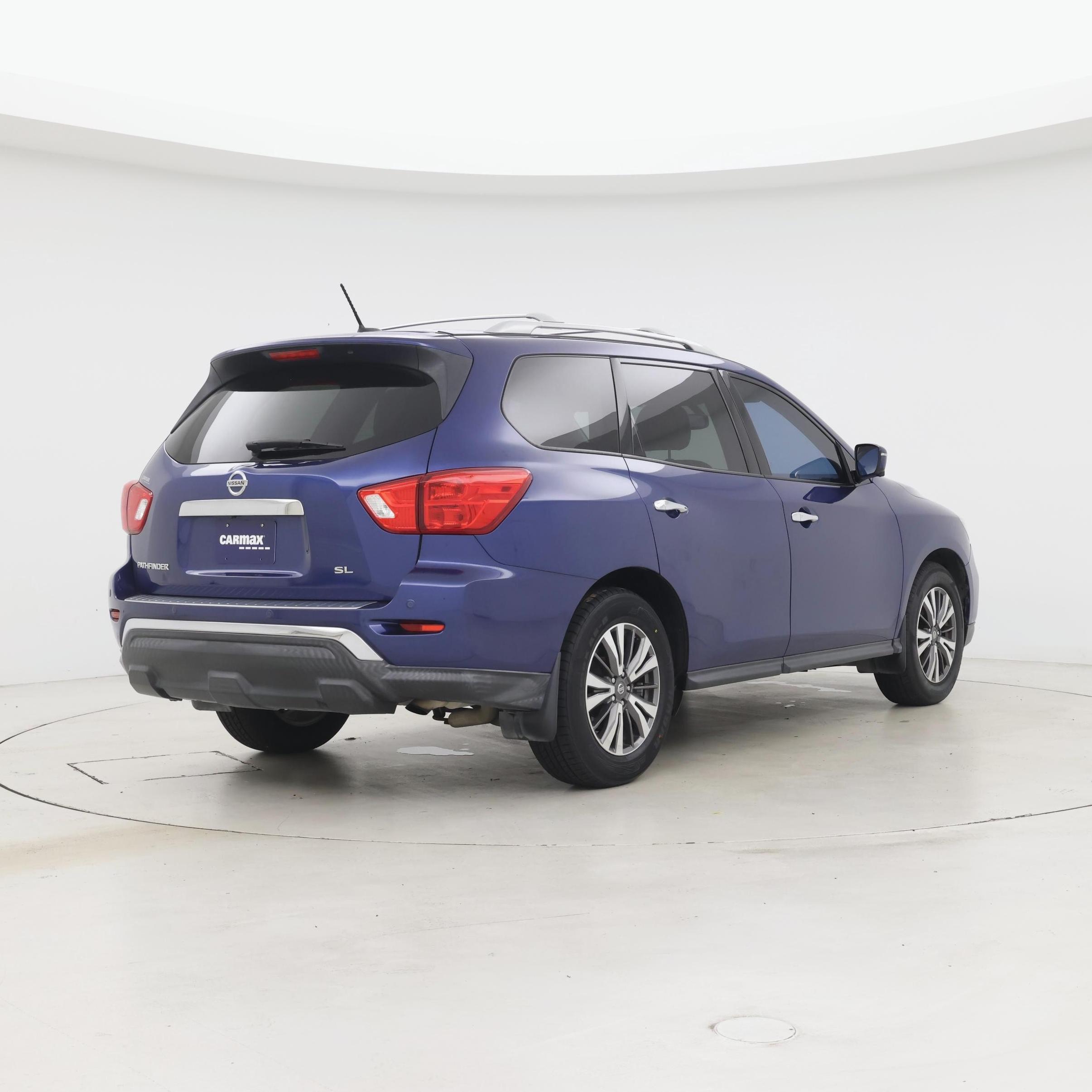 Thumbnail: 2018 Nissan Pathfinder - 8