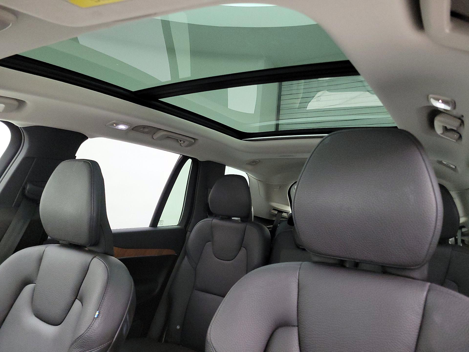 Thumbnail: 2024 Volvo XC90 - 20