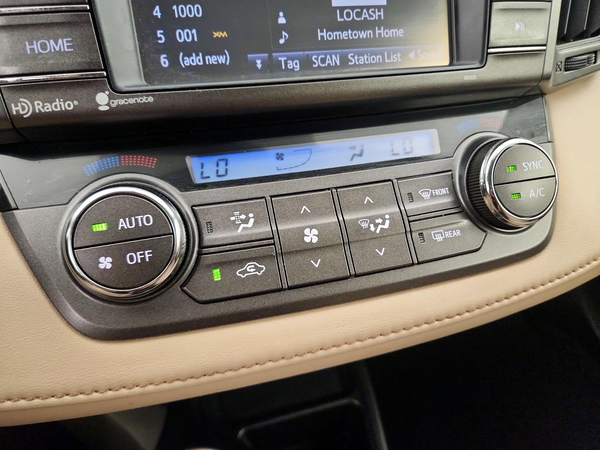Thumbnail: 2015 Toyota RAV4 - 16