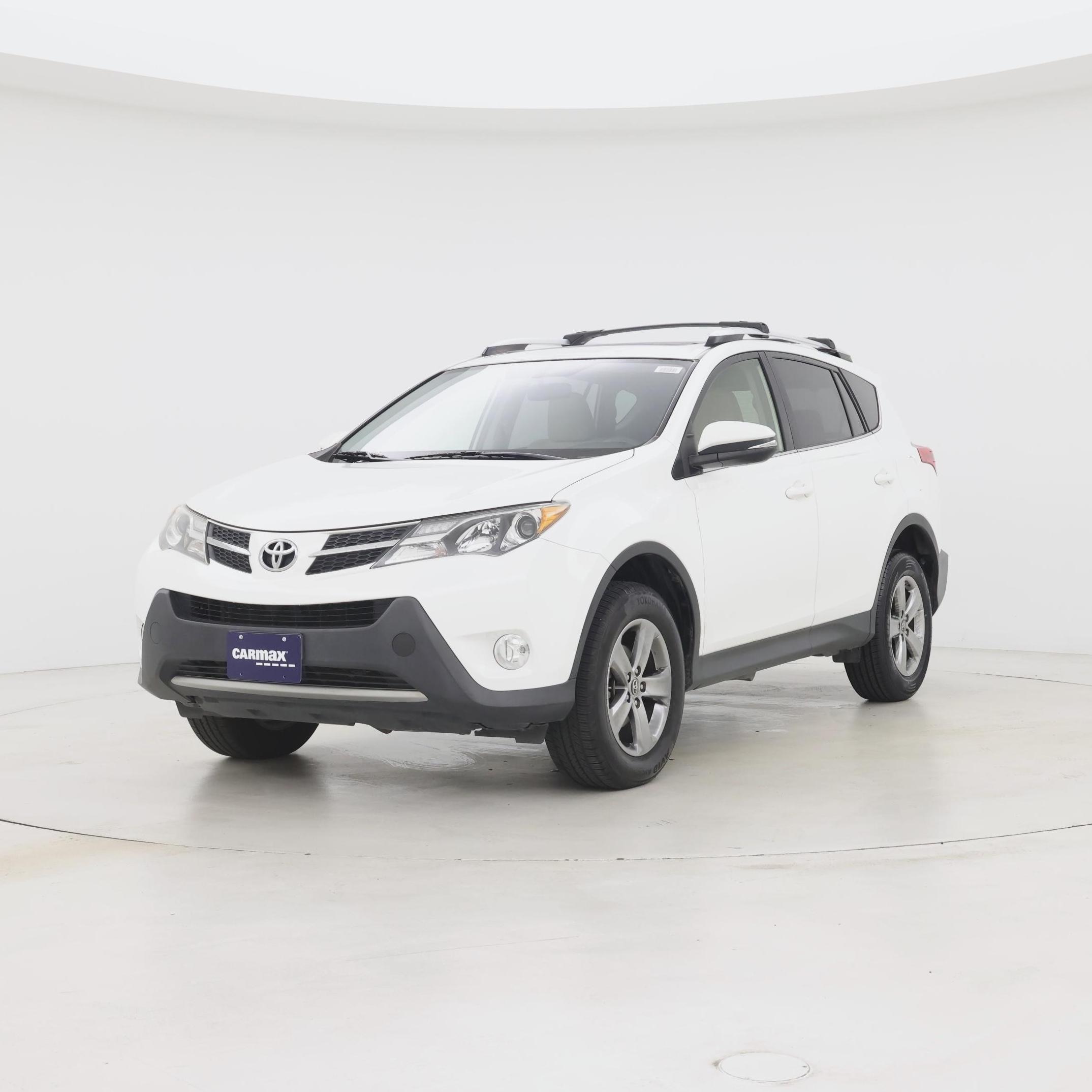 Thumbnail: 2015 Toyota RAV4 - 4