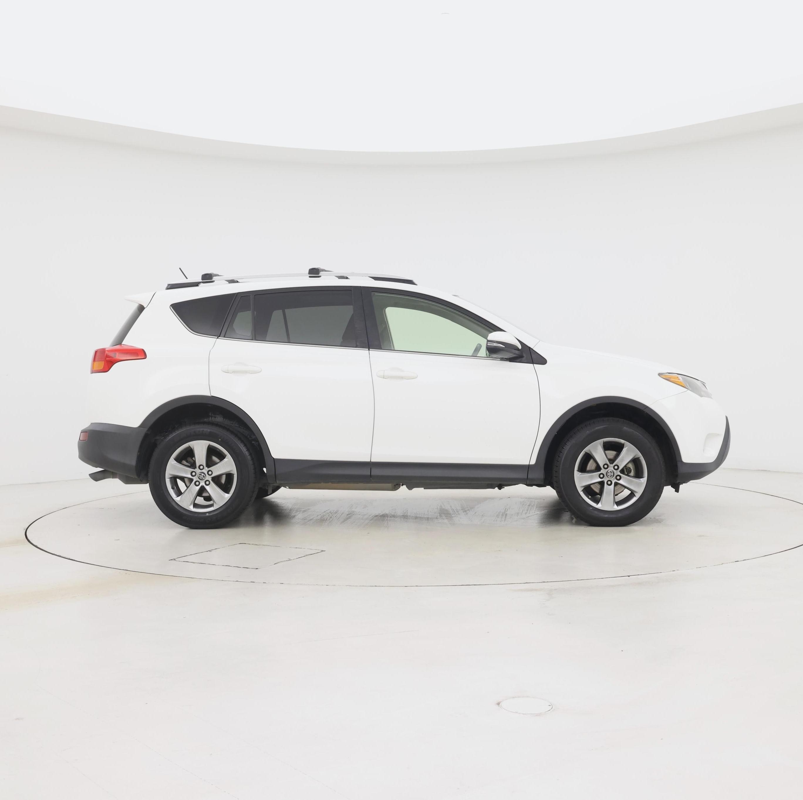 Thumbnail: 2015 Toyota RAV4 - 7