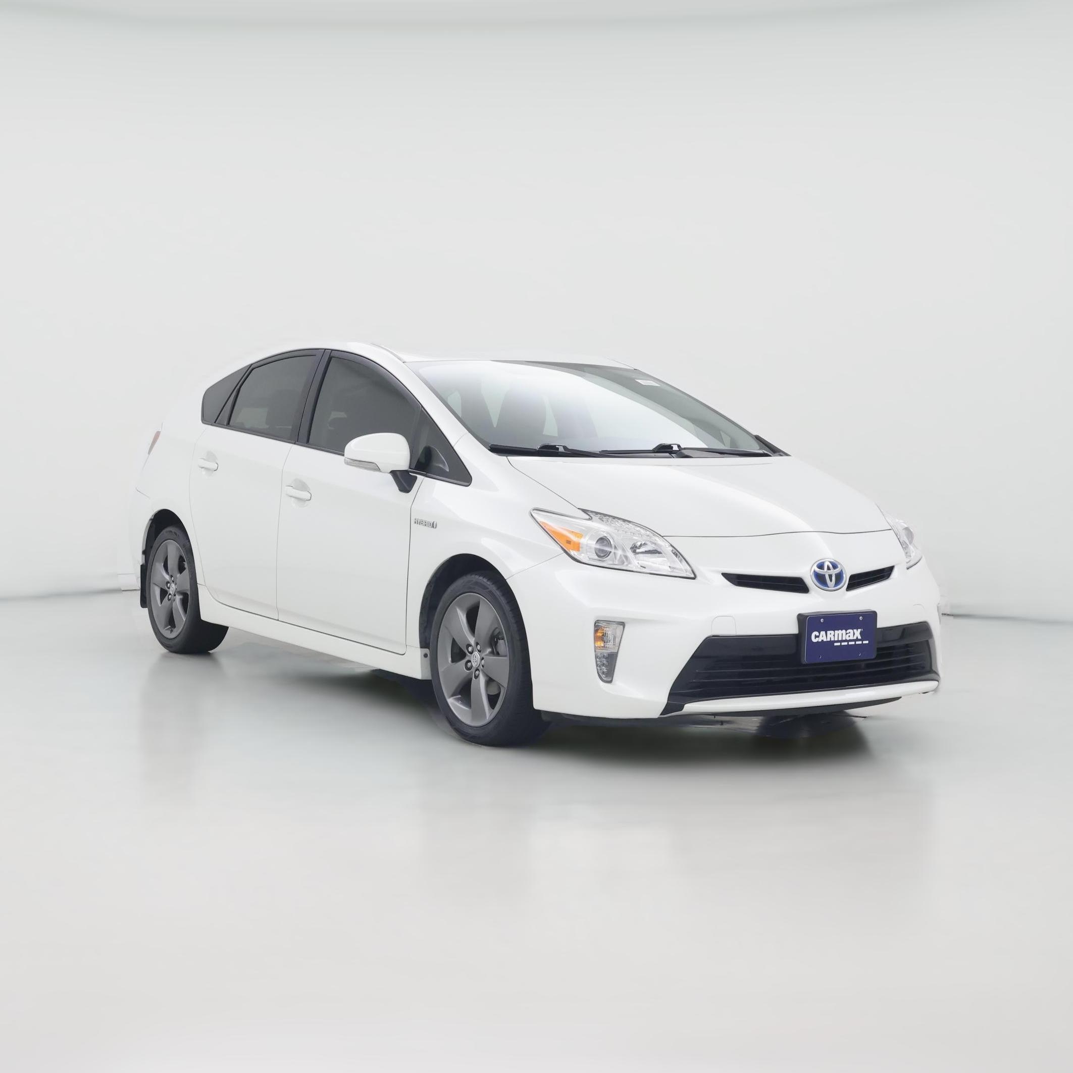 Thumbnail: 2015 Toyota Prius - 1
