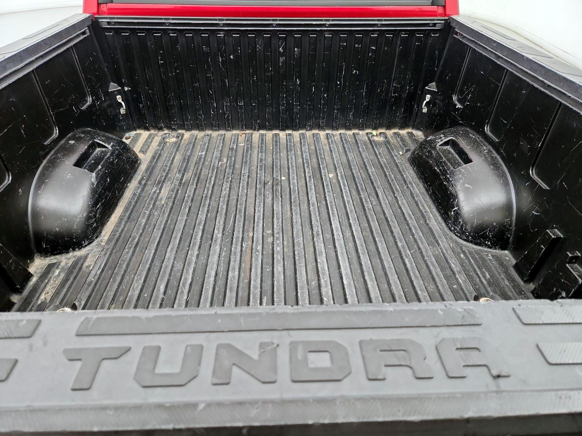 Thumbnail: 2022 Toyota Tundra - 20