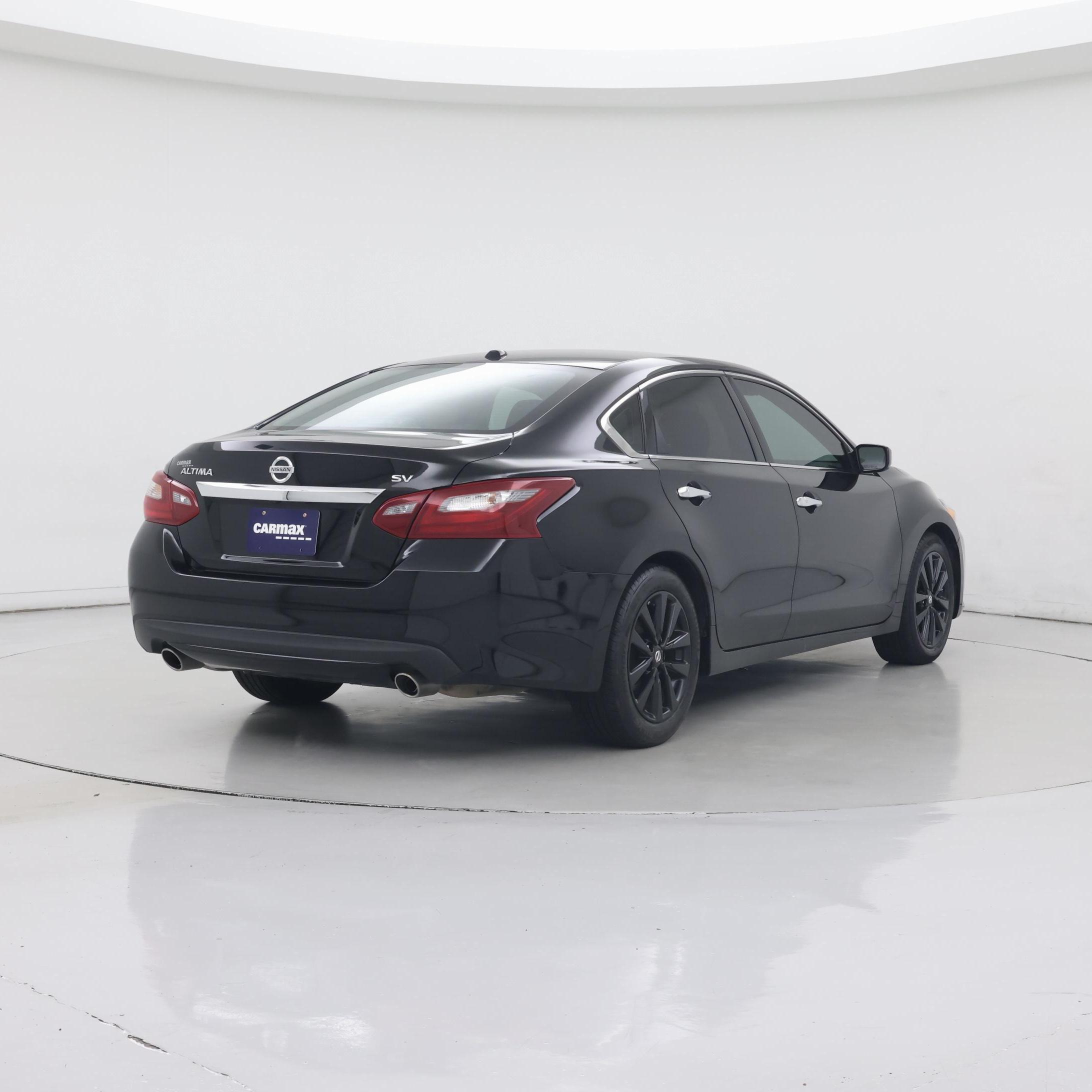 Thumbnail: 2018 Nissan Altima - 8