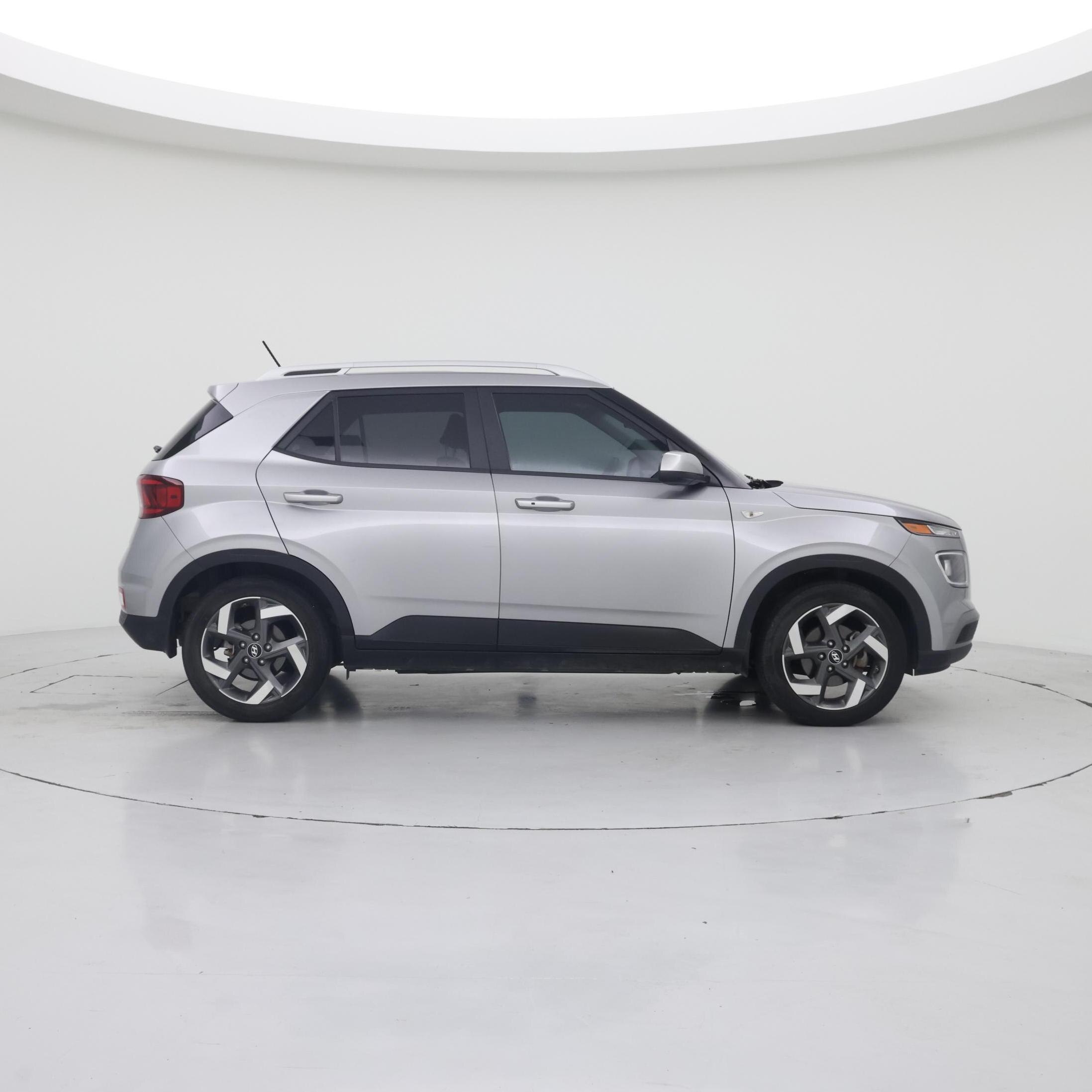 Thumbnail: 2024 Hyundai Venue - 7