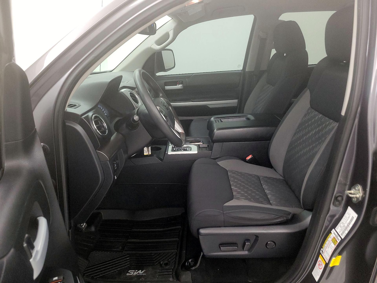 Power Seat(s) & Side Airbags