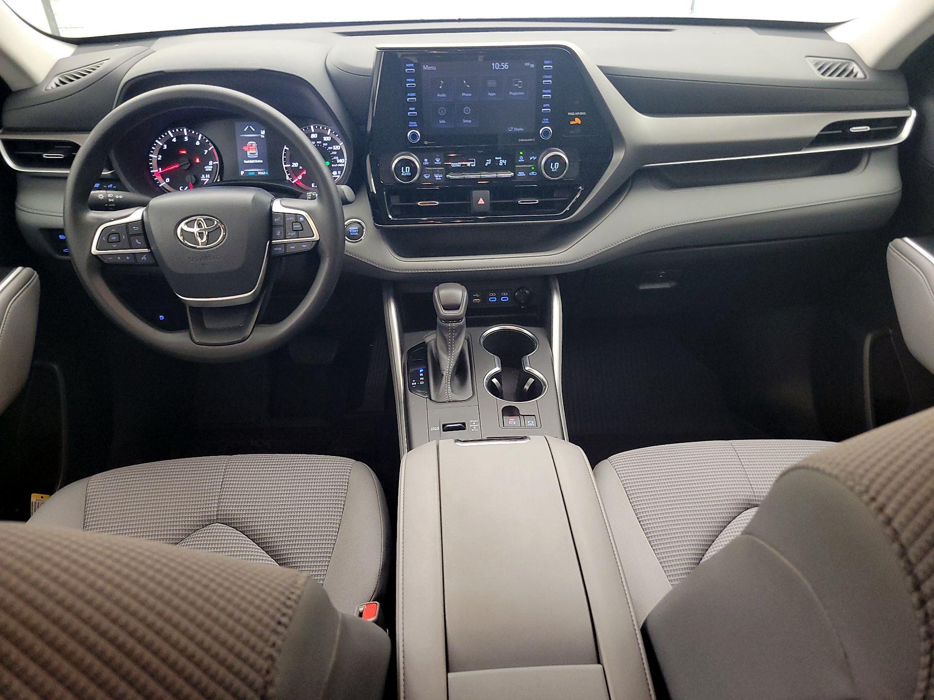 Thumbnail: 2022 Toyota Highlander - 9