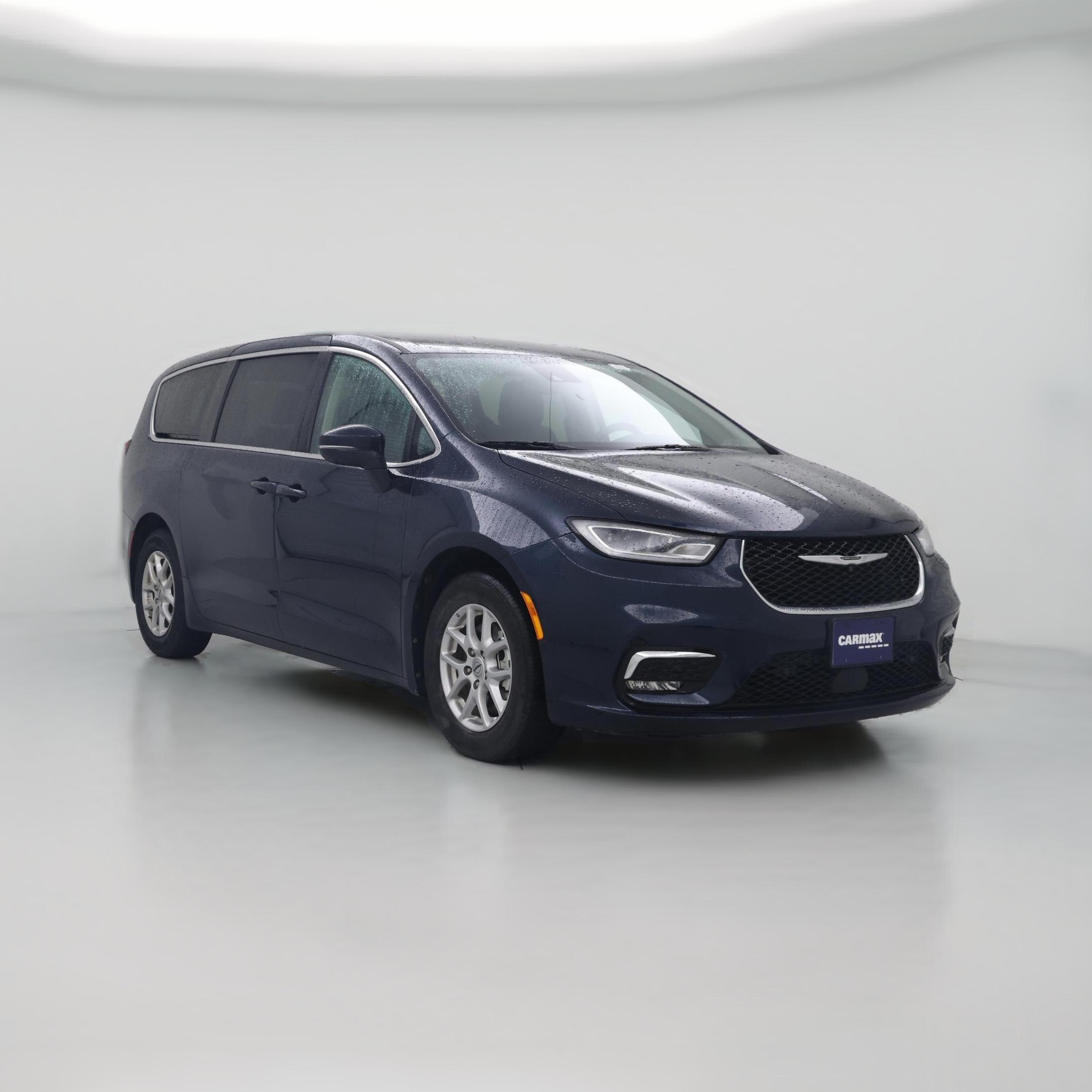 Thumbnail: 2023 Chrysler Pacifica - 1