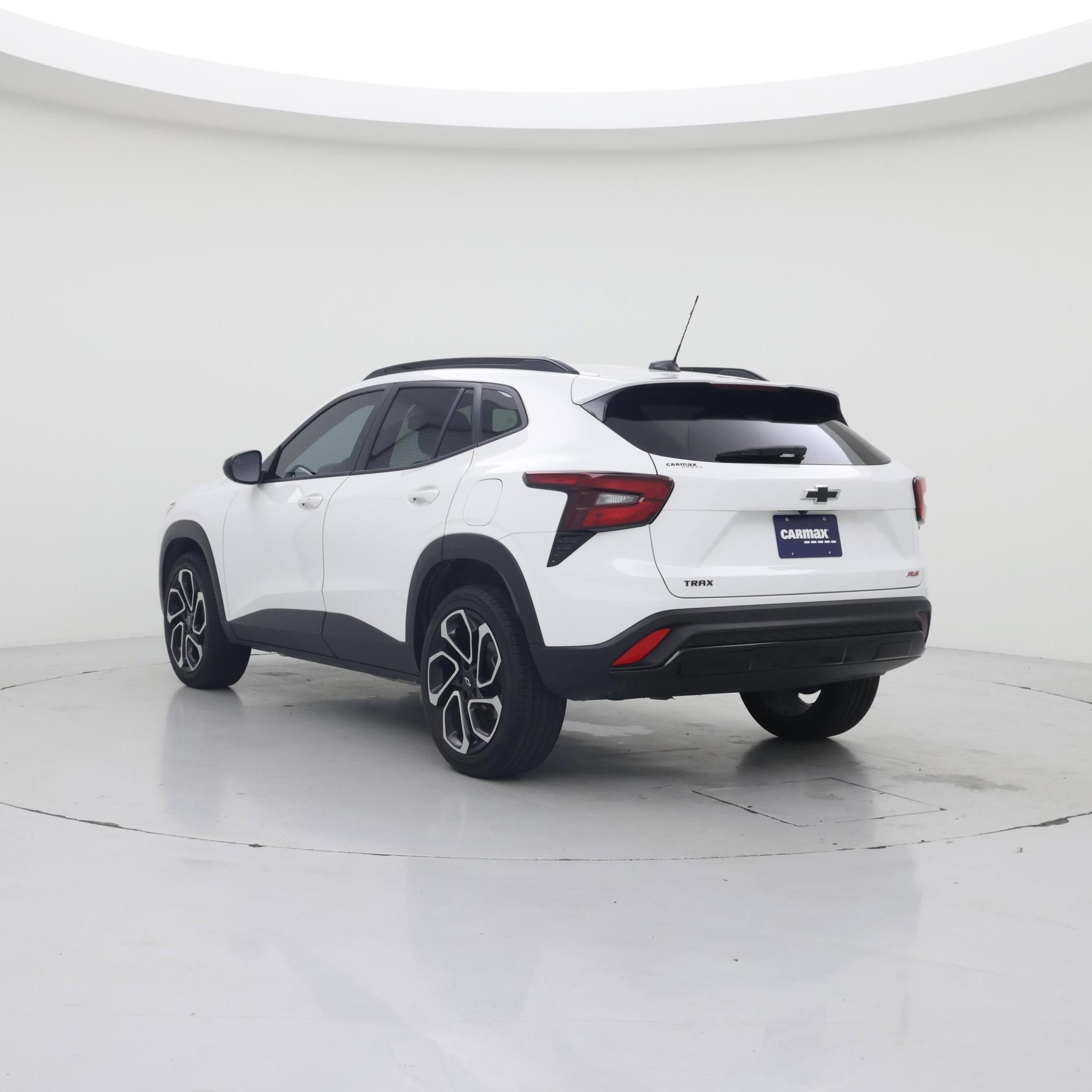 Thumbnail: 2024 Chevrolet Trax - 2