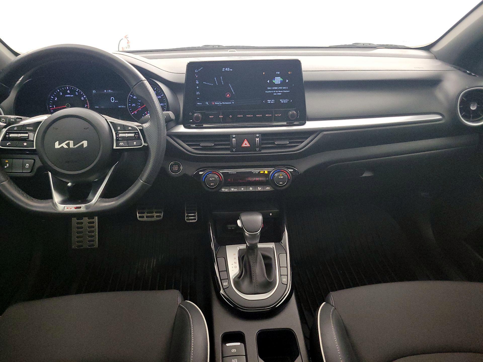Thumbnail: 2023 Kia Forte - 9