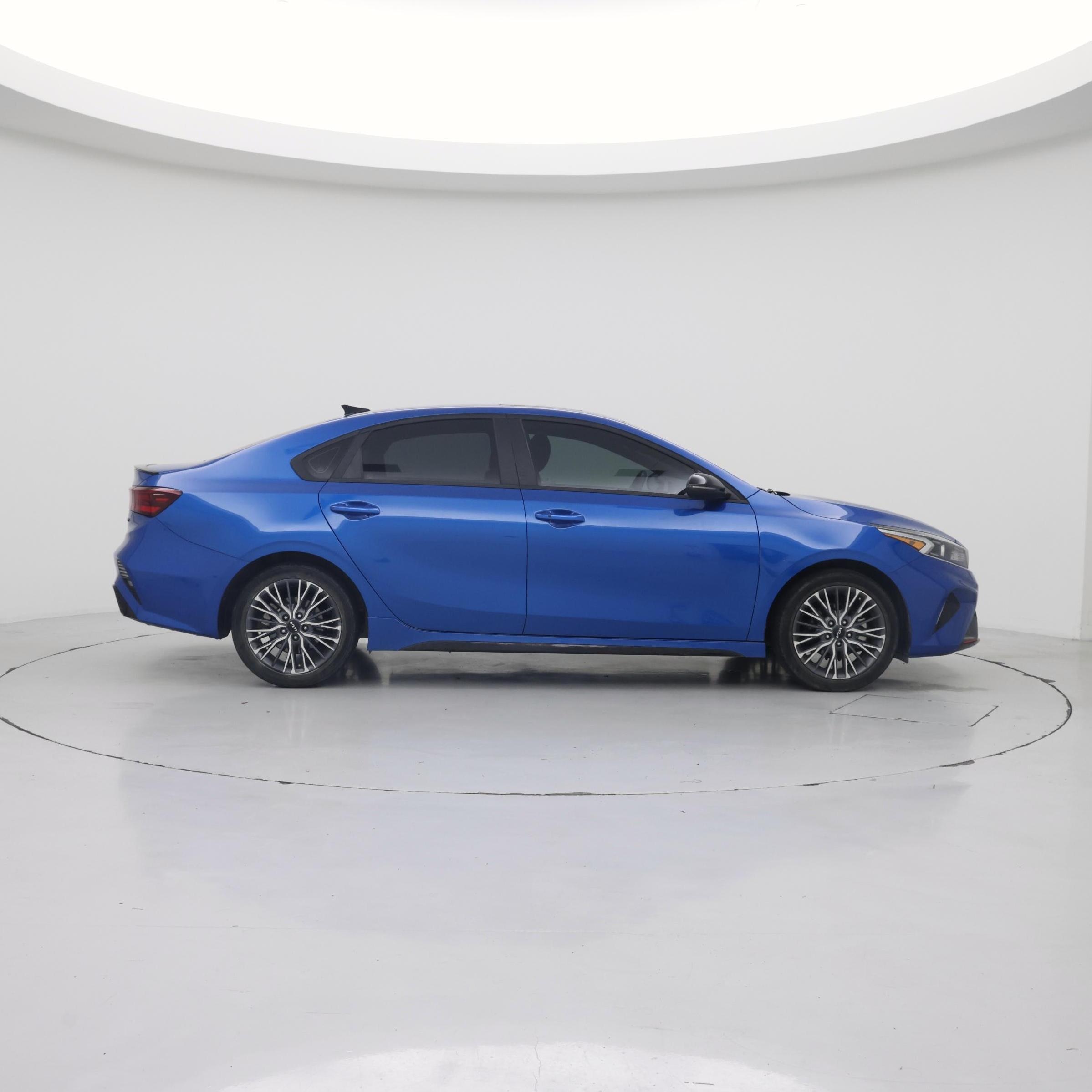 Thumbnail: 2023 Kia Forte - 7