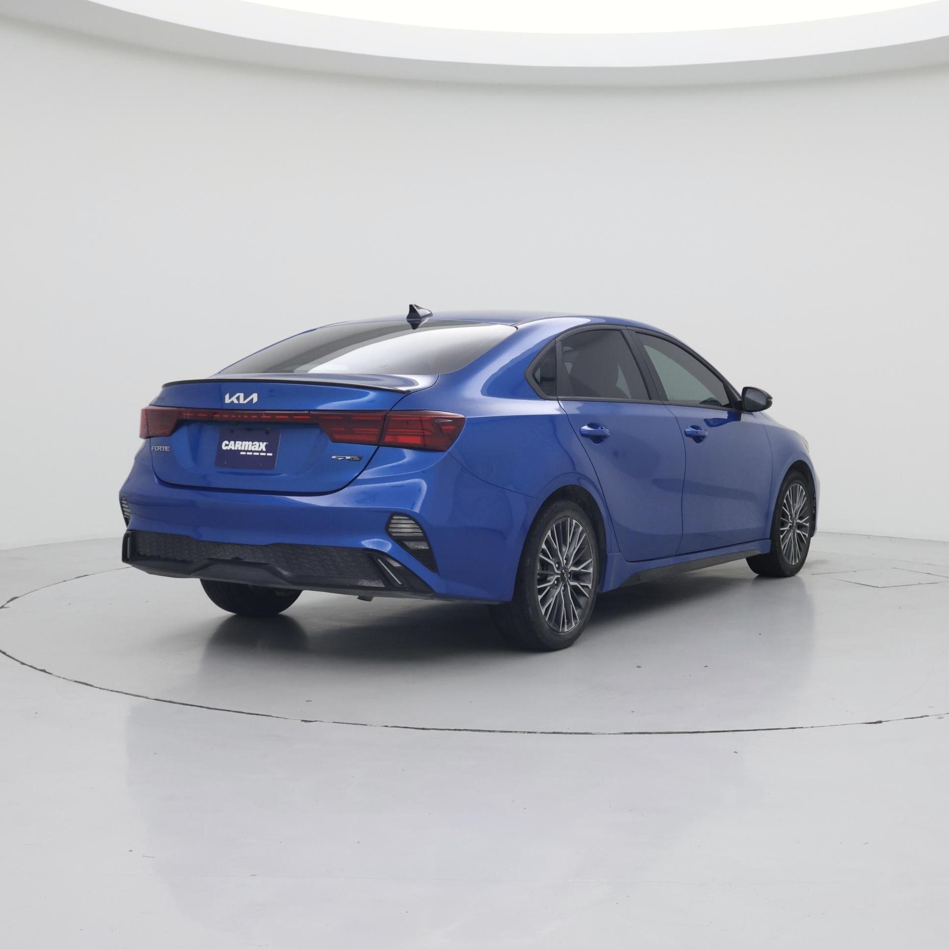 Thumbnail: 2023 Kia Forte - 8