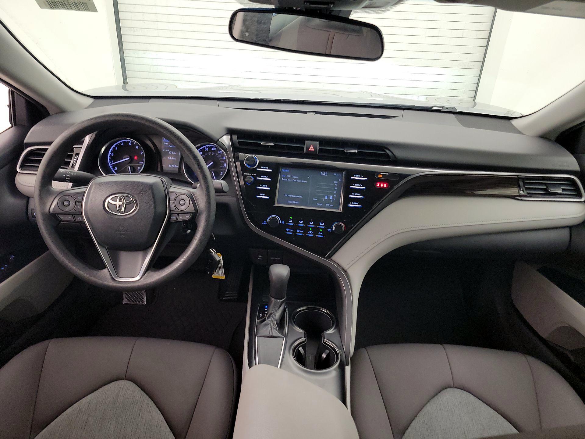 Thumbnail: 2019 Toyota Camry - 9