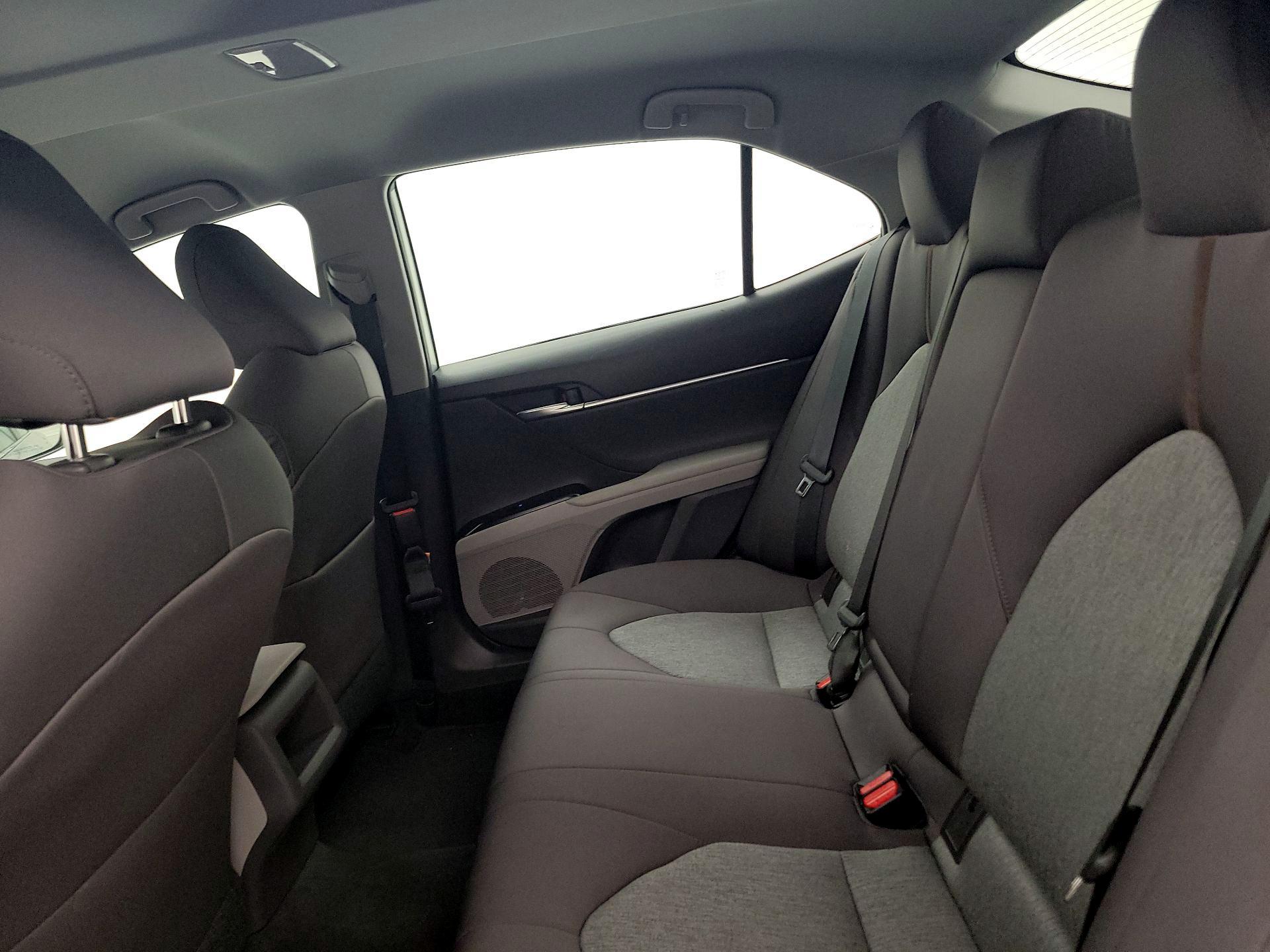 Thumbnail: 2019 Toyota Camry - 19
