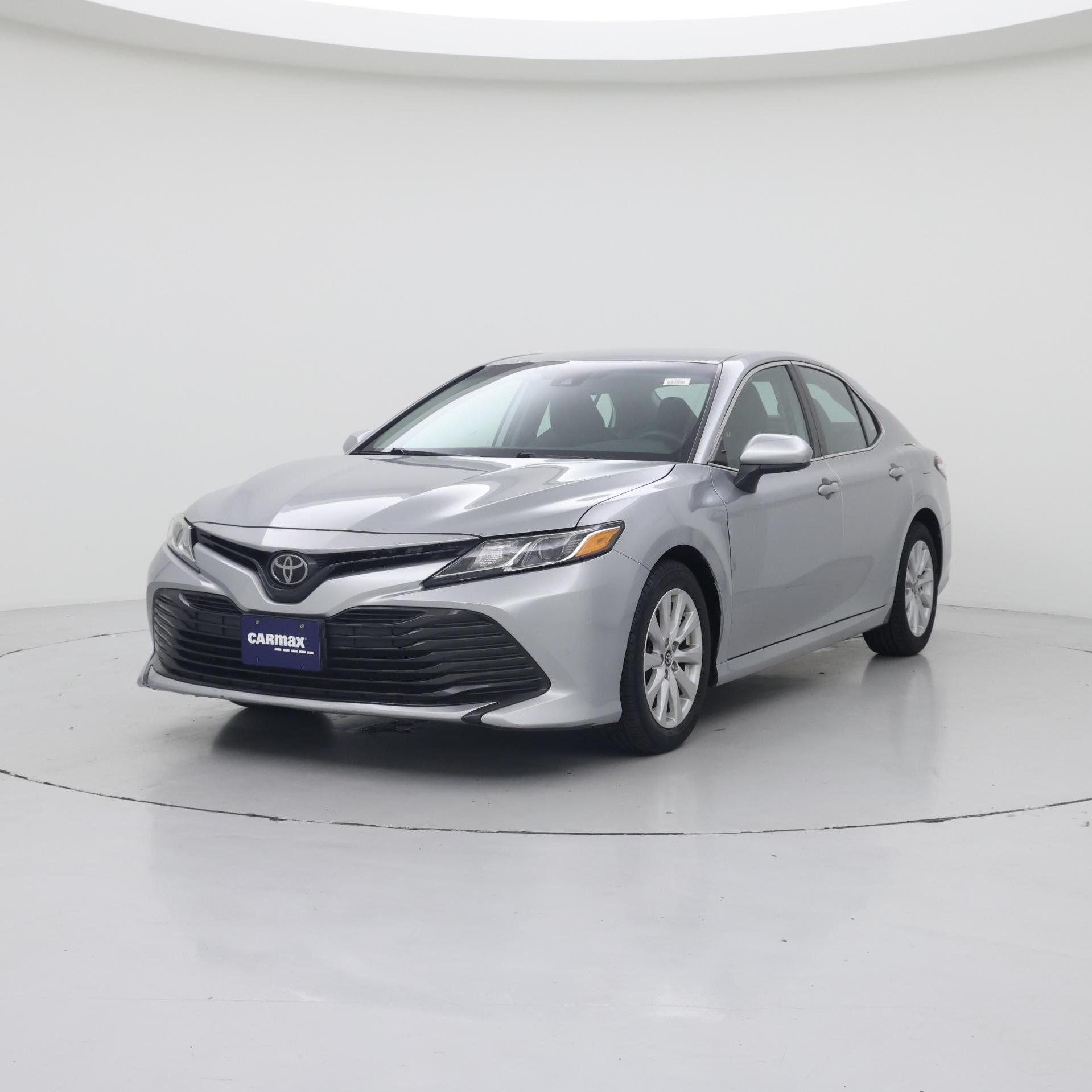 Thumbnail: 2019 Toyota Camry - 4