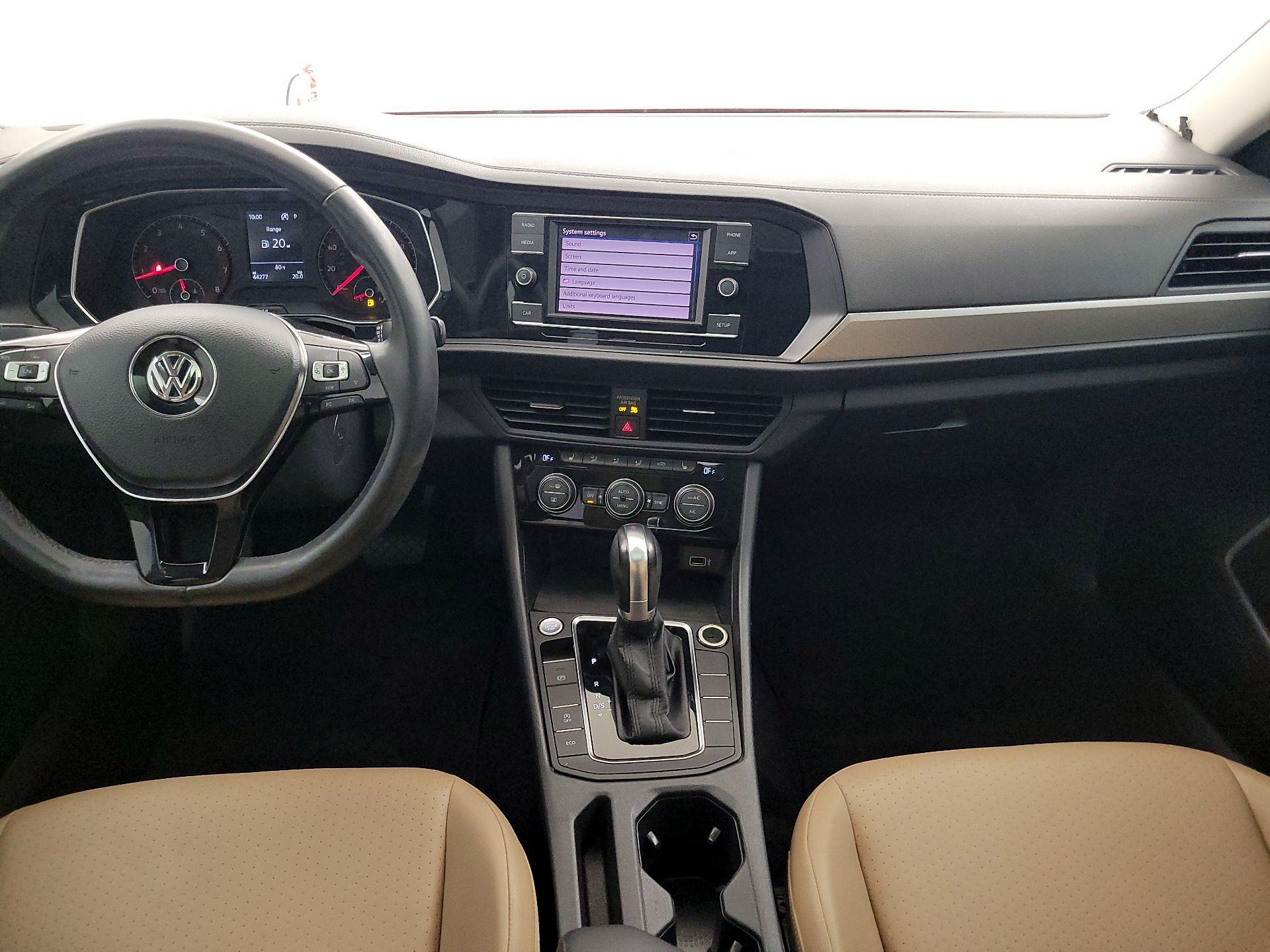 Thumbnail: 2019 Volkswagen Jetta - 9