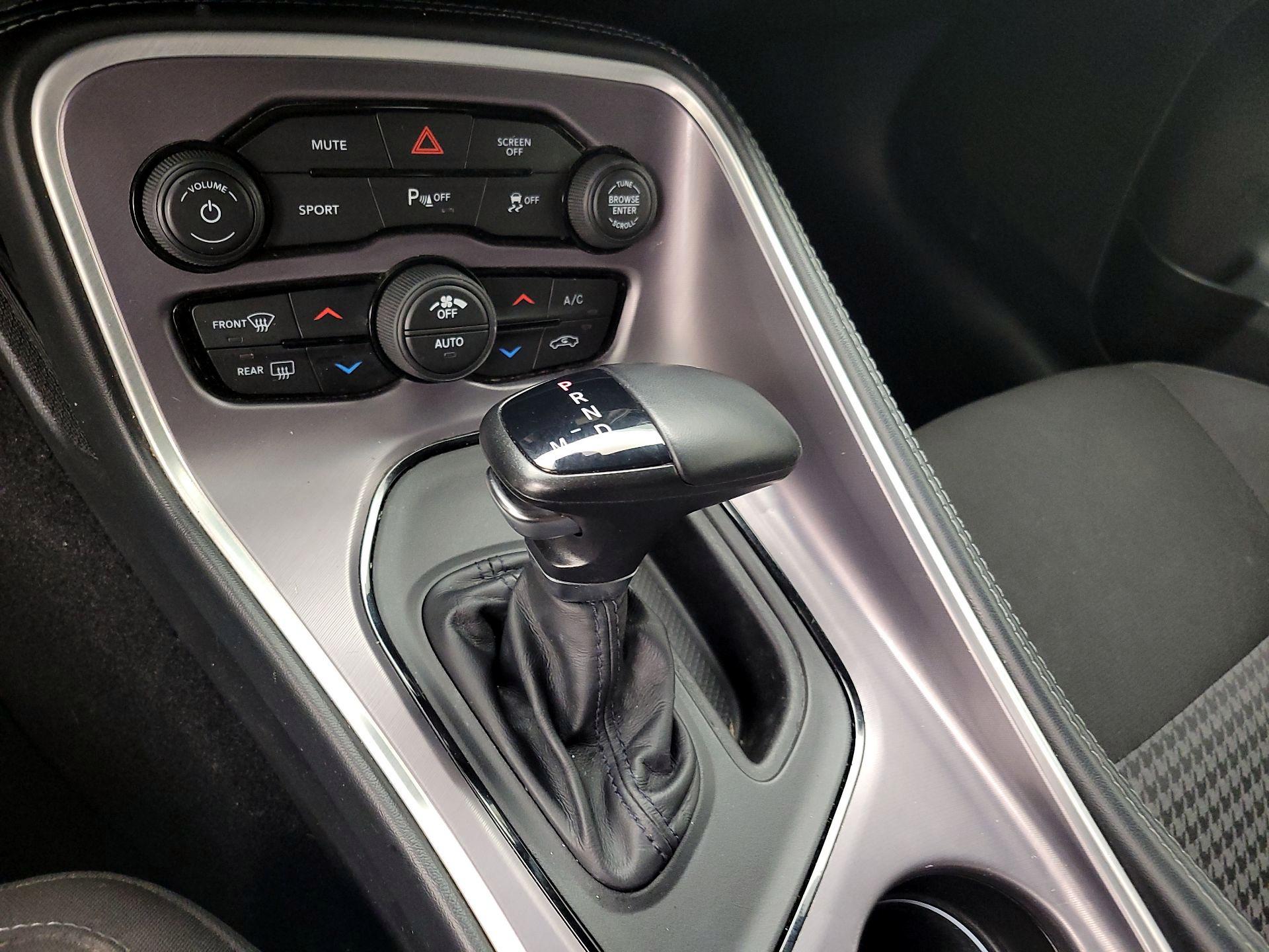 Thumbnail: 2022 Dodge Challenger - 17