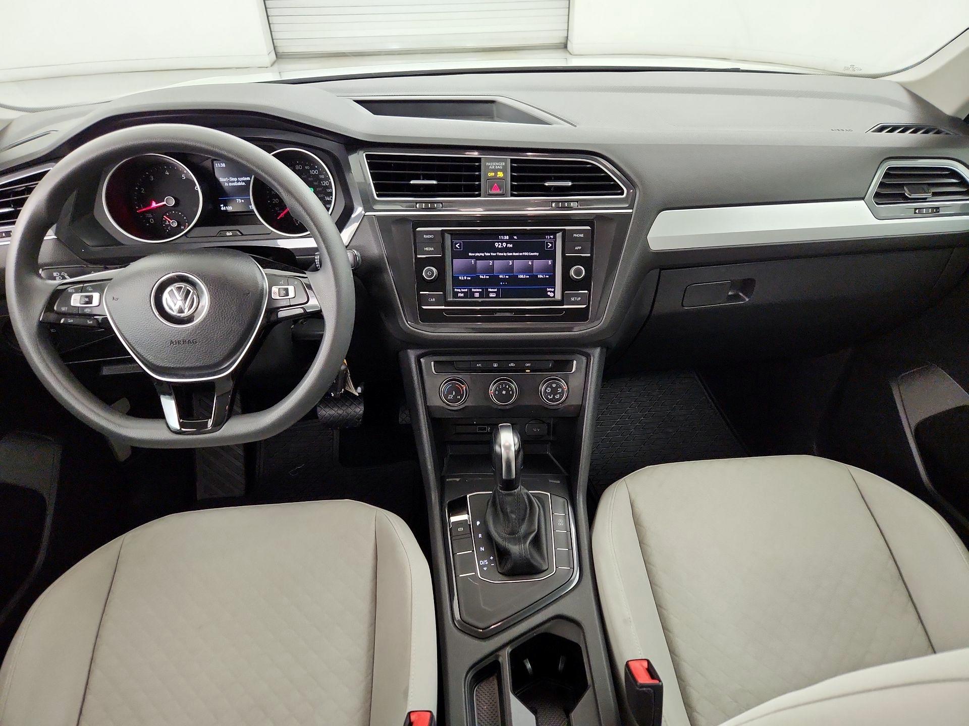 Thumbnail: 2019 Volkswagen Tiguan - 9
