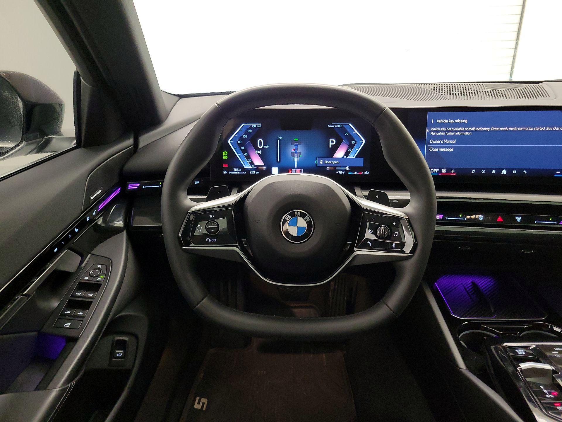 Thumbnail: 2024 BMW 5 Series - 10