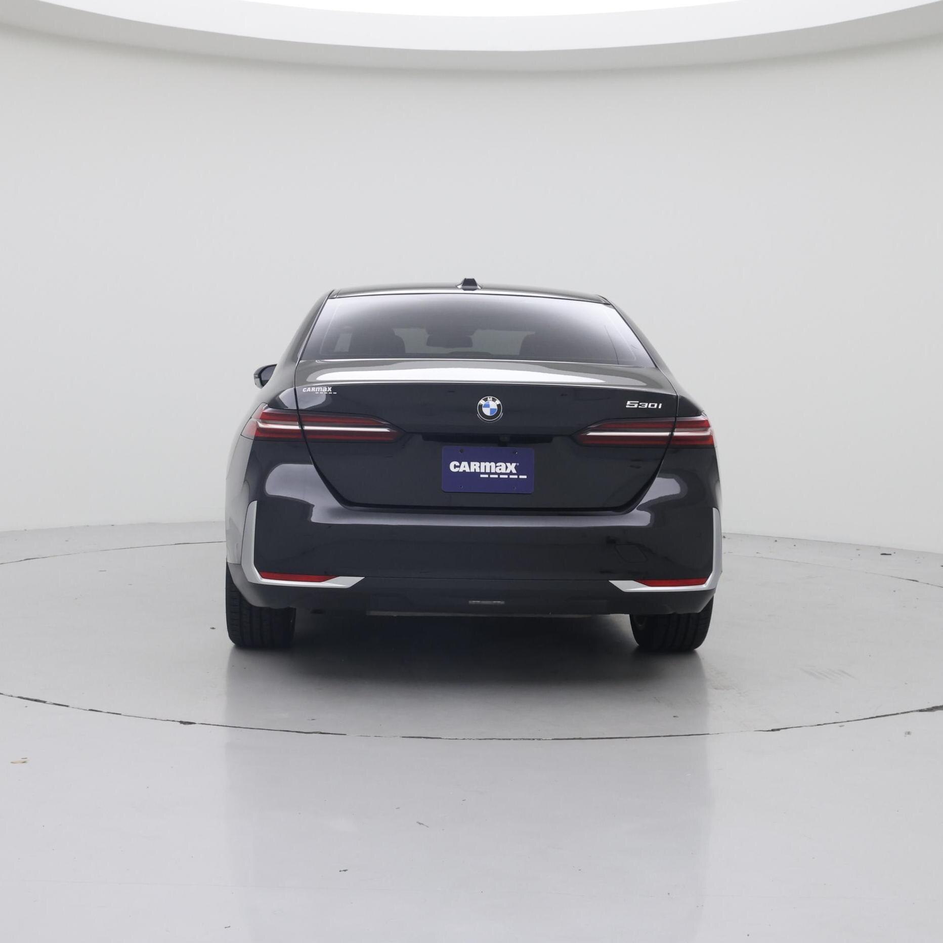 Thumbnail: 2024 BMW 5 Series - 6