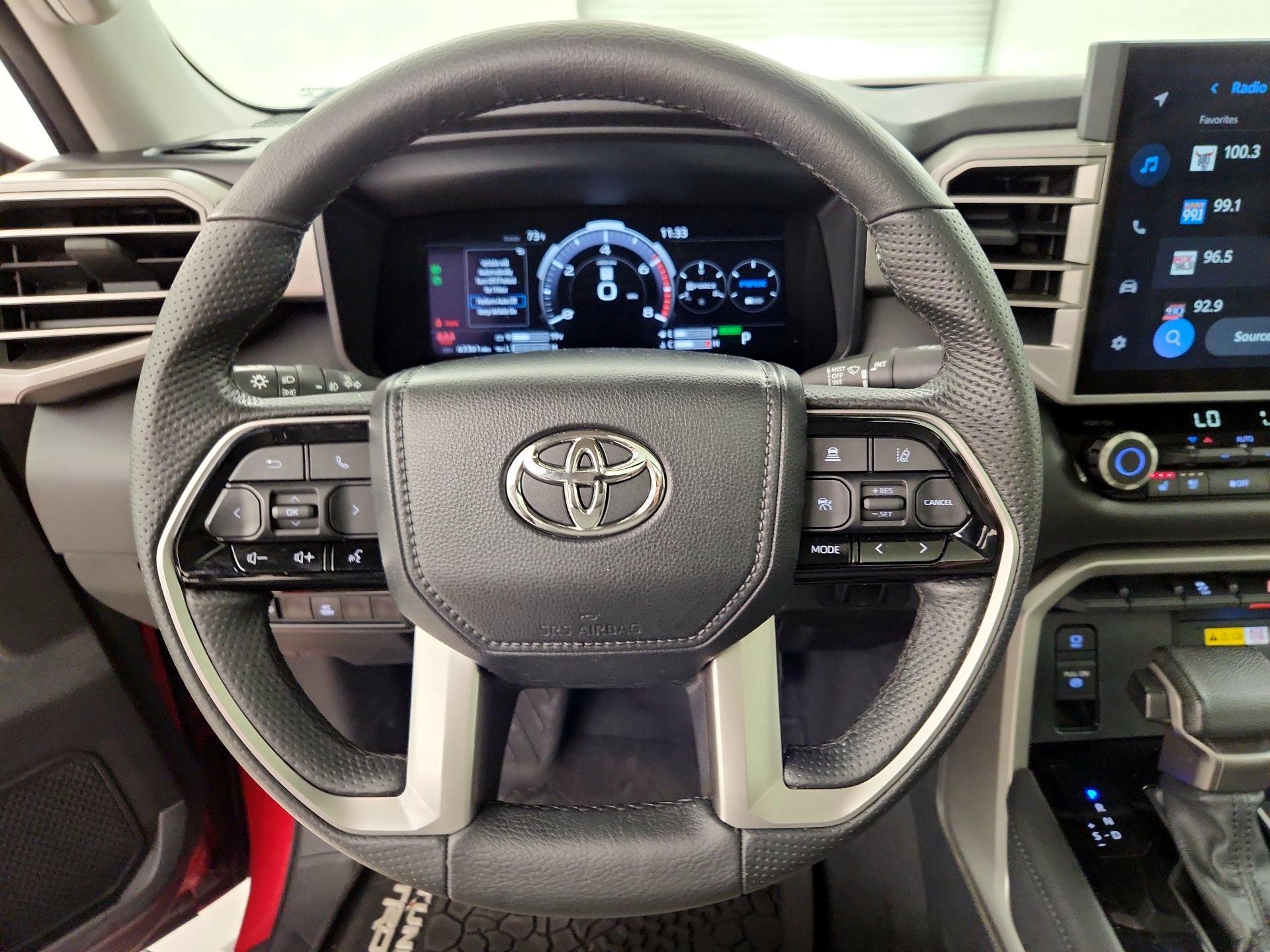 Thumbnail: 2023 Toyota Tundra - 10