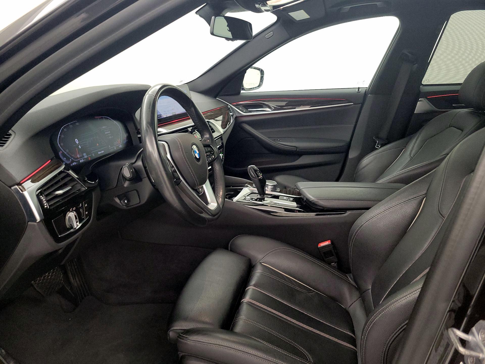 Thumbnail: 2020 BMW 5 Series - 11